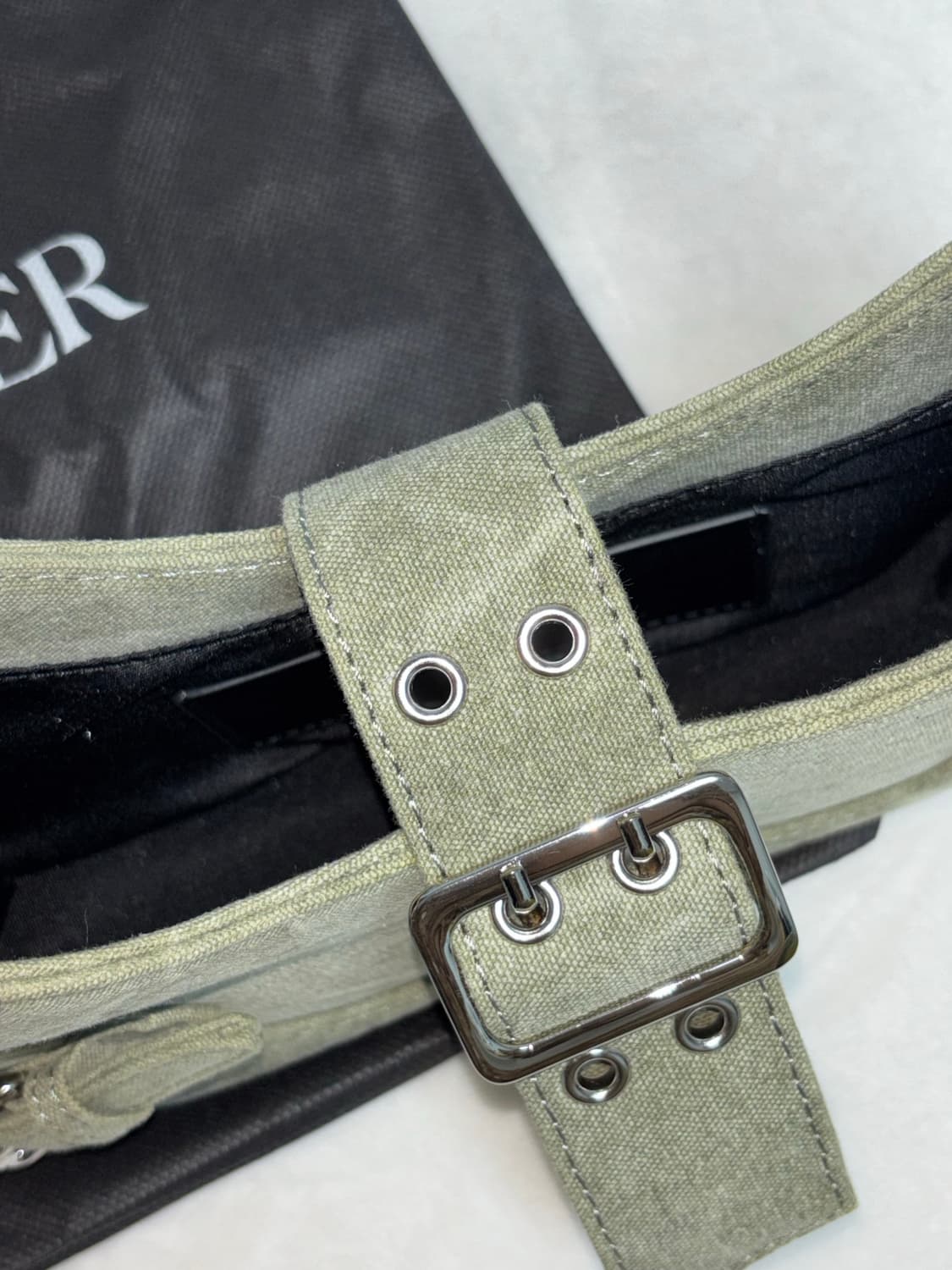 샵사이다 캔버스 숄더백 올리브그린 새상품 상품이미지3