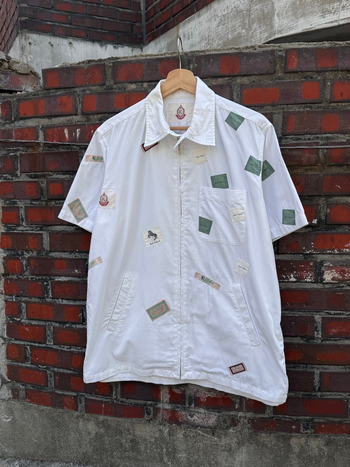 칼헬무트 패치 집업 반팔셔츠  상품이미지1