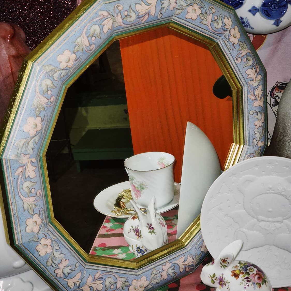 70s 이탈리아 핸드 플로랄 옥타곤 벽거울 상품이미지10