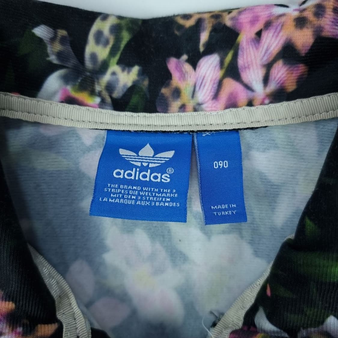 [아디다스] 플라워 패턴 파이어버드 져지 트랙탑 집업 자켓 M17057 상품이미지7