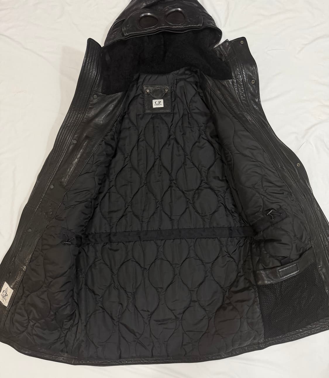 cp컴퍼니 레더코트 가죽코트 상품이미지4