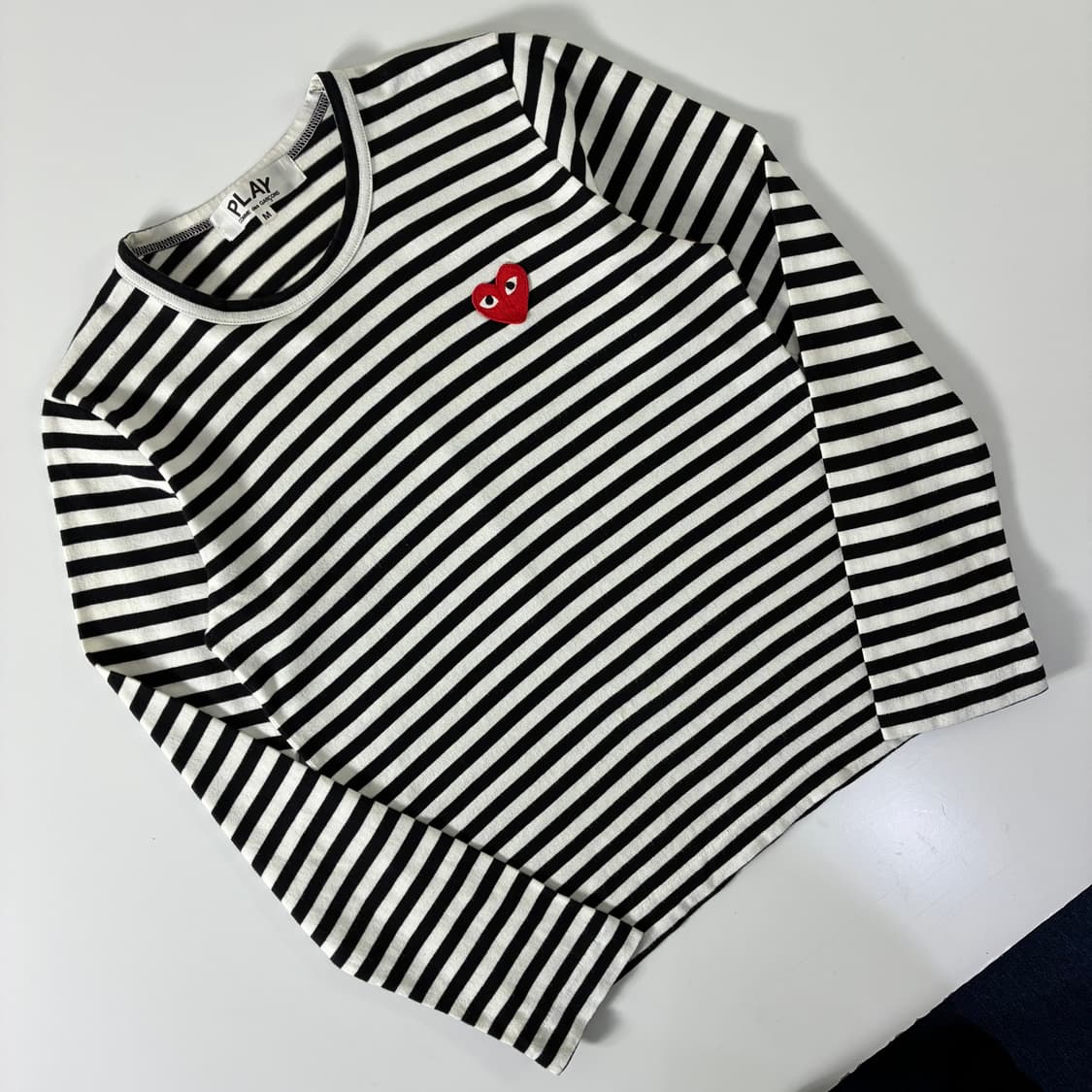 Comme des Garçons  꼼데가르송 하트 와펜 스트라이프 티셔츠 상품이미지2