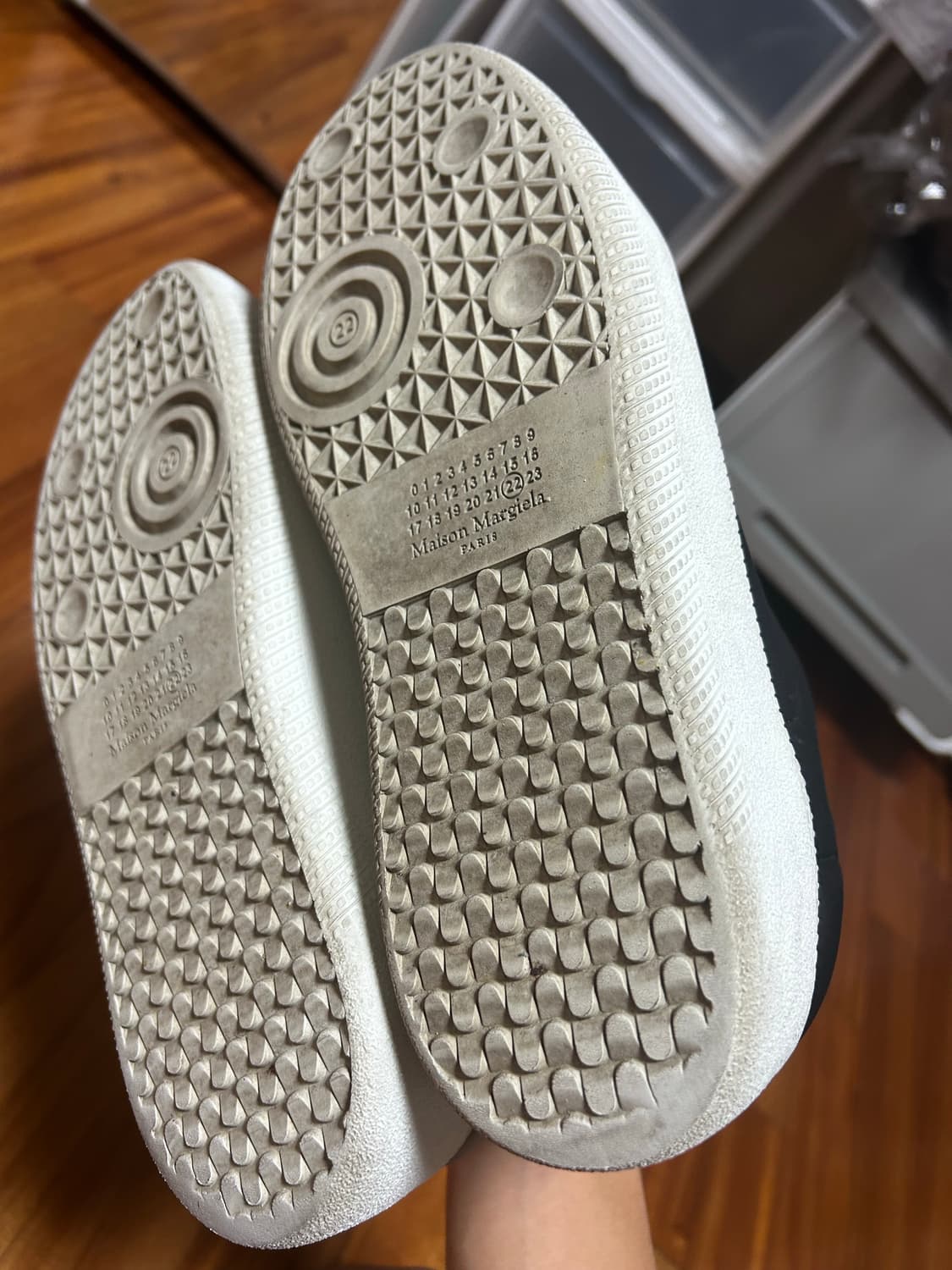 마르지엘라 퓨처 청키 로우 레더 상품이미지4