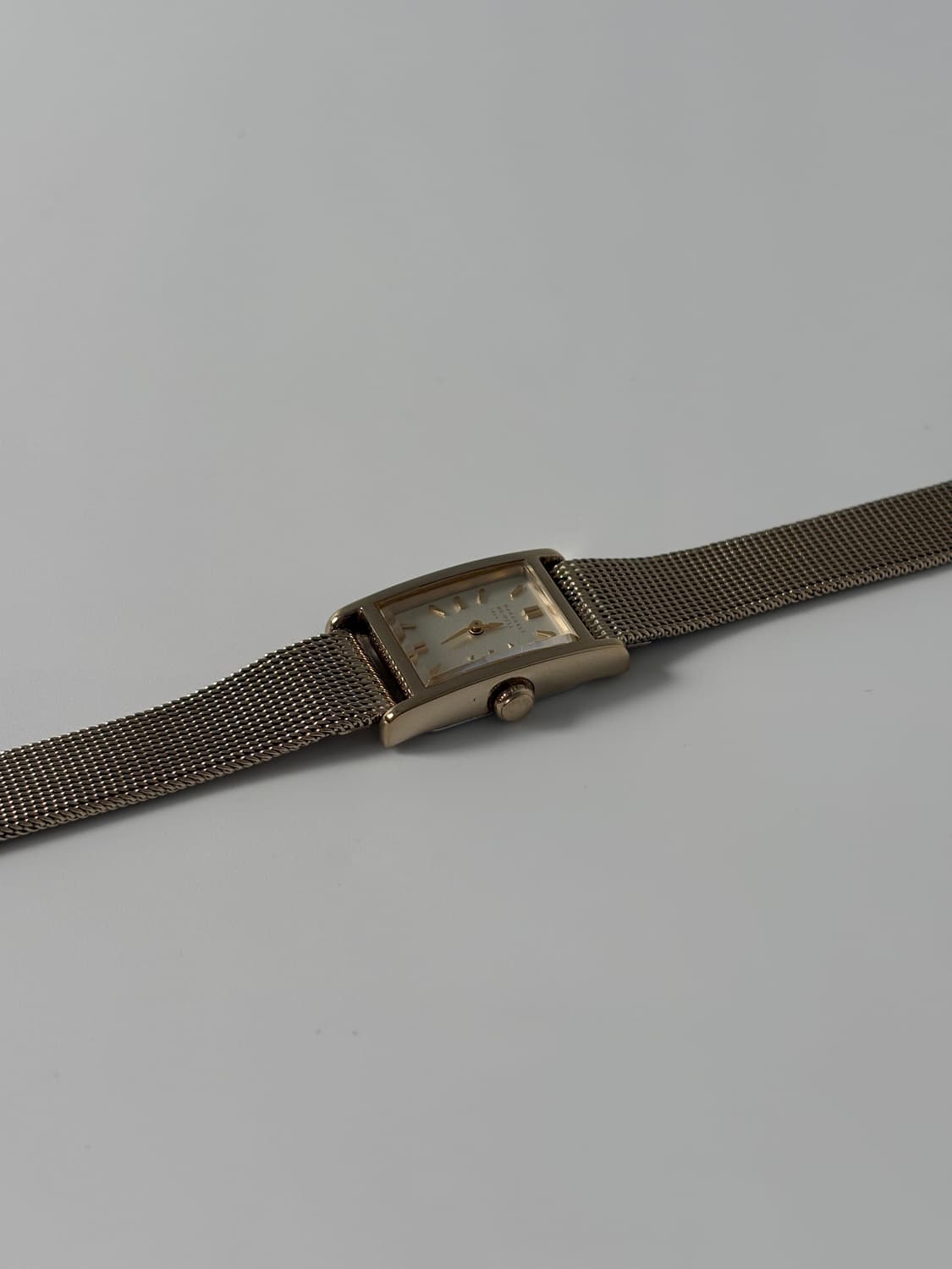 마가렛호웰 골드 탱크 쿼츠 여성 상품이미지5