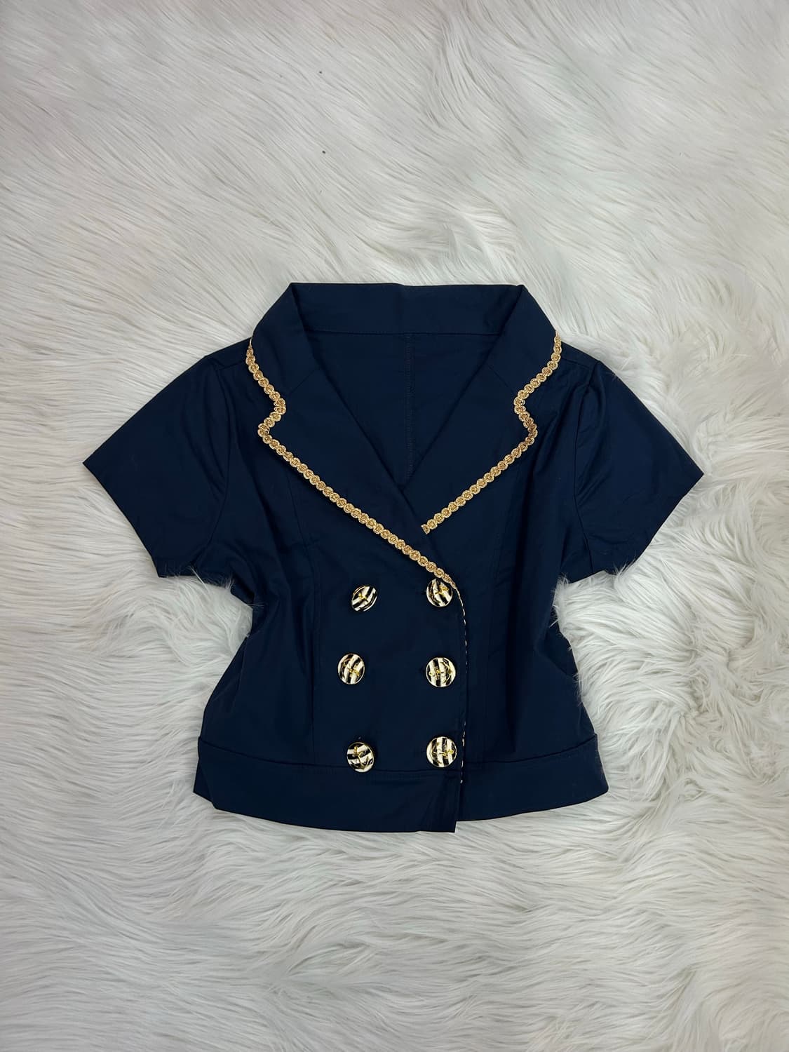 d.i.a cropped shirt 다이아 크롭 셔츠 상품이미지1