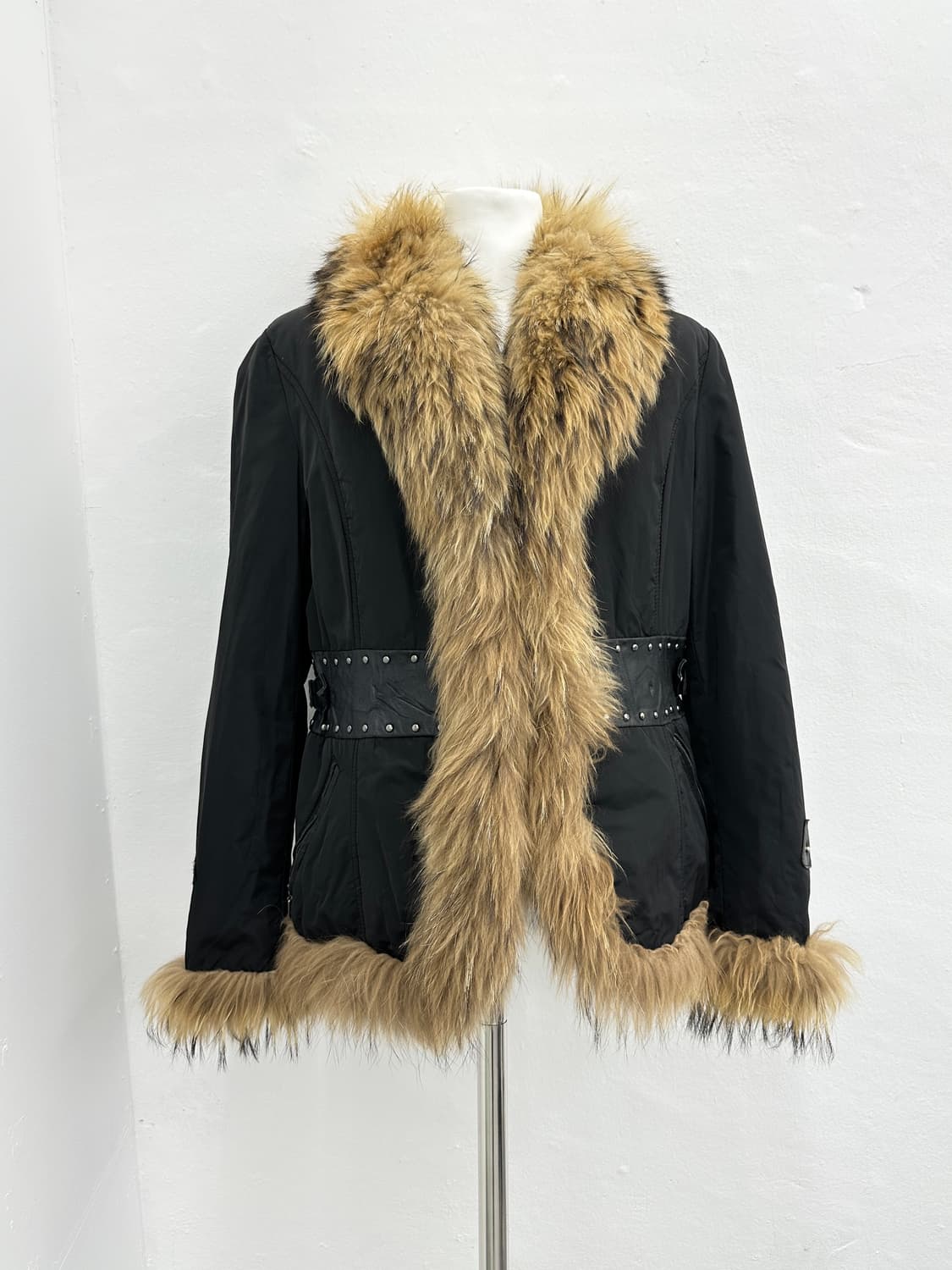 Raccoon fur sheepskin leather detail fur 상품이미지9