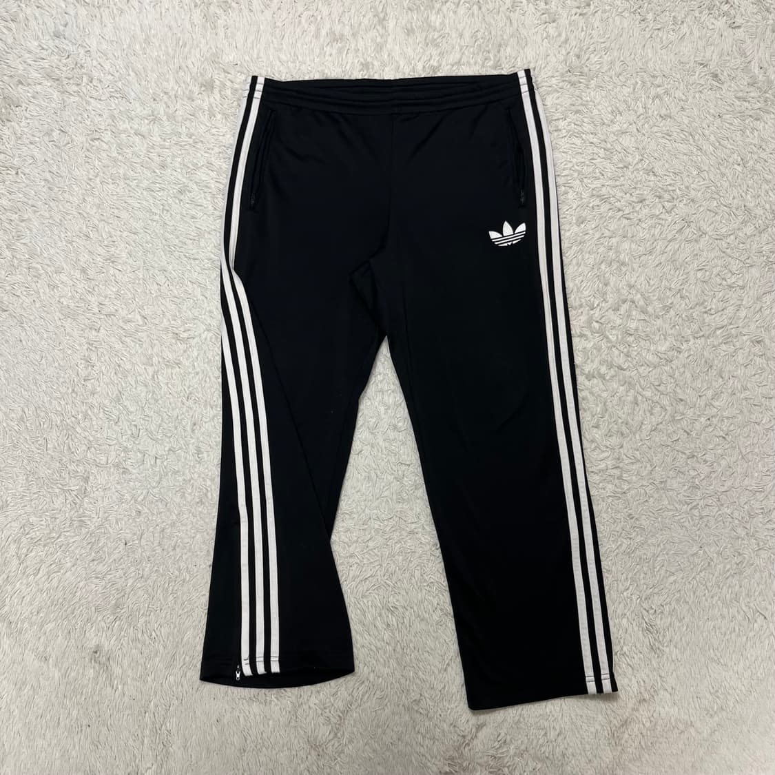 Adidas black Firebird track pants 상품이미지3