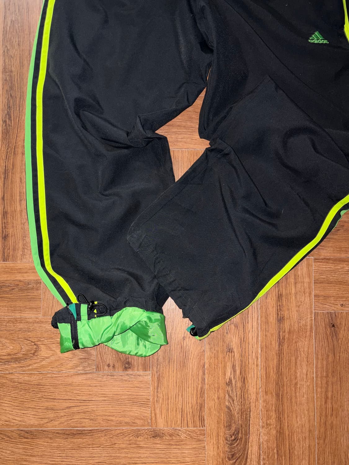 아디다스 네온 삼선 트랙팬츠 상품이미지6