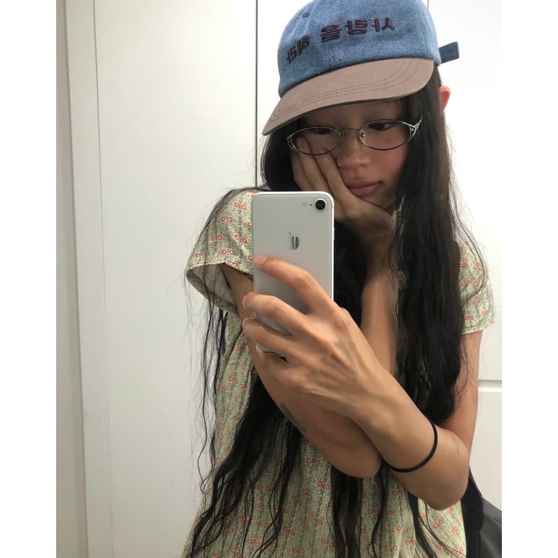 [2] 코이세이오 프린지 셔링 블라우스 라이트그린 상품이미지2