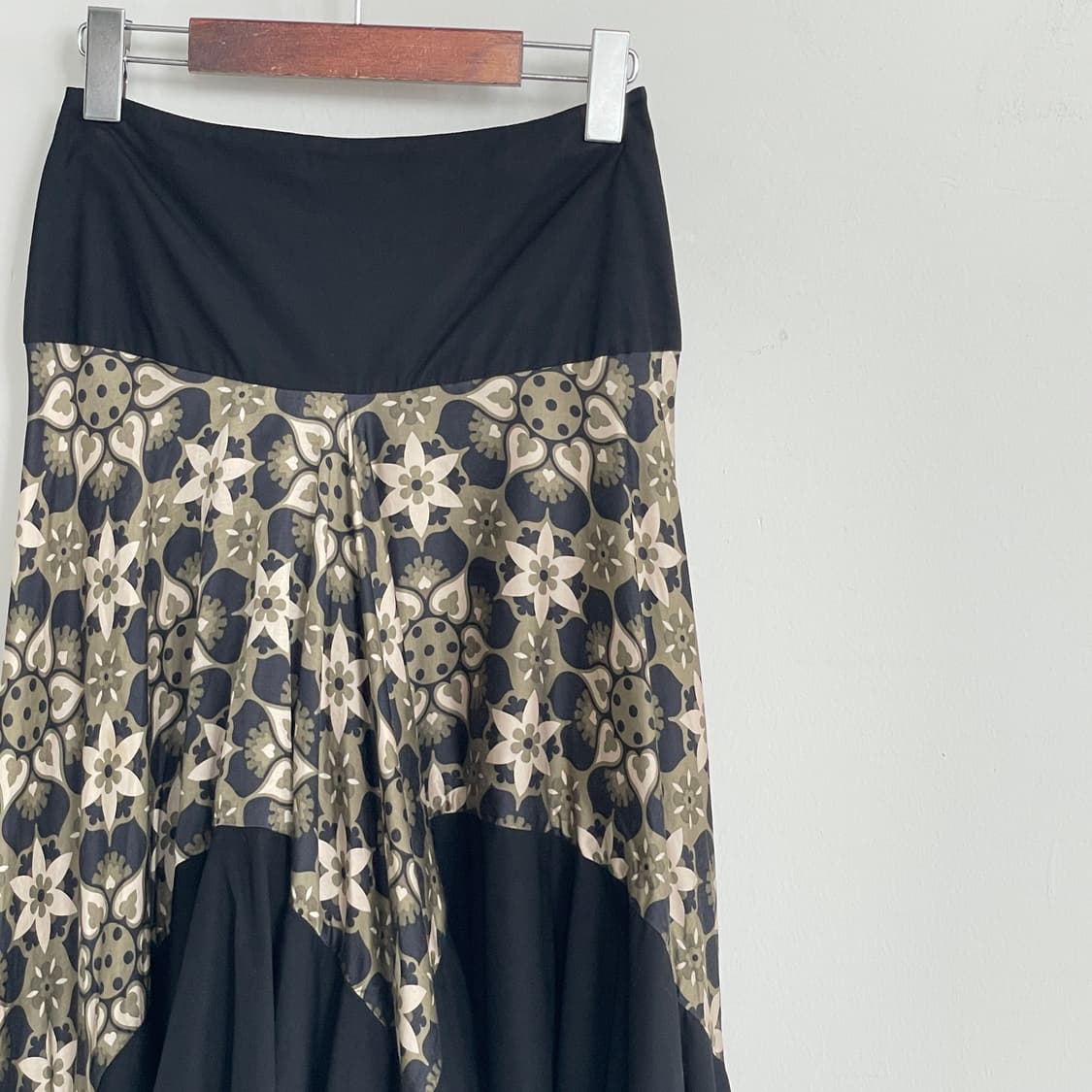 겐조 패턴 비대칭 스커트 상품이미지3