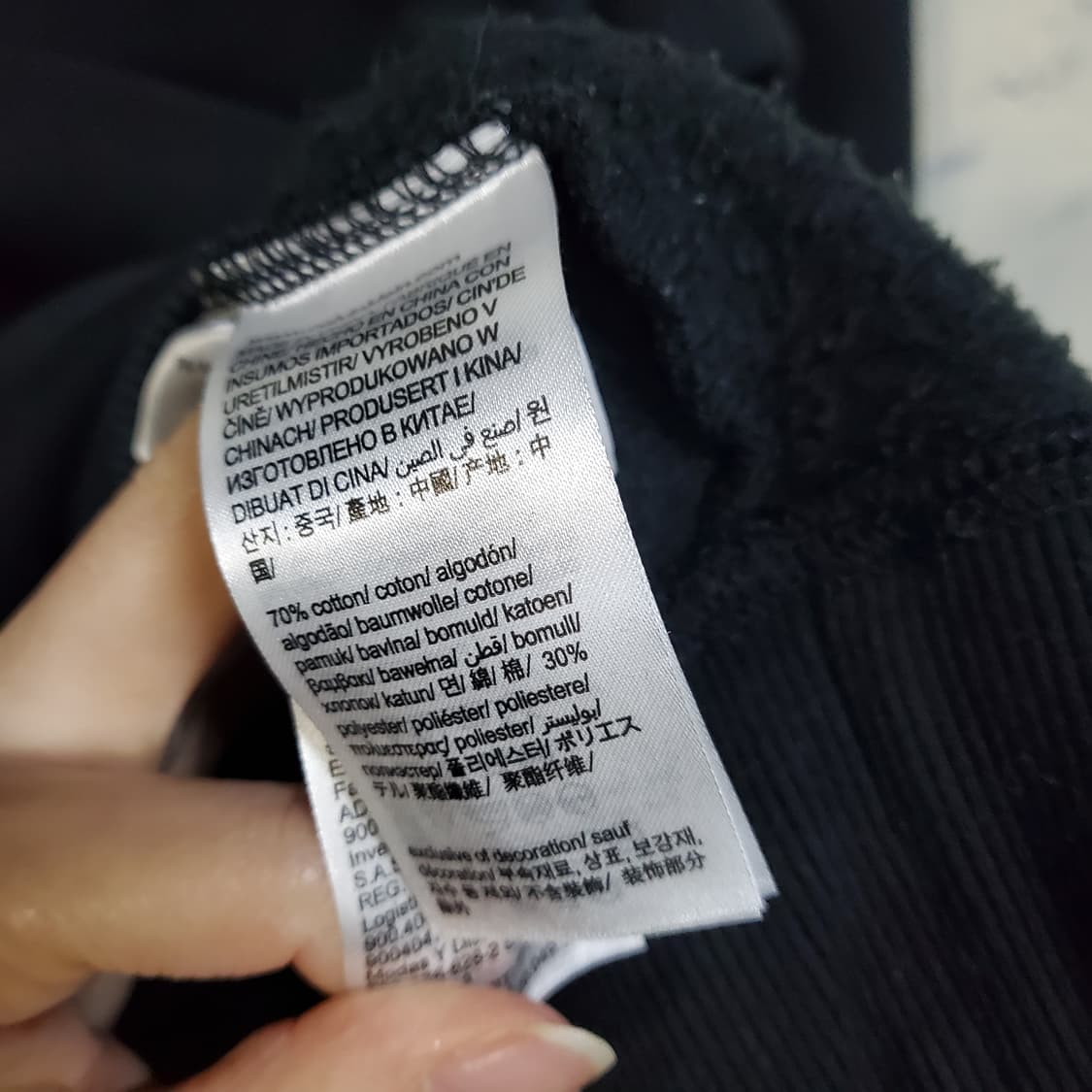 캘빈클라인 블랙 기모 맨투맨 상품이미지4