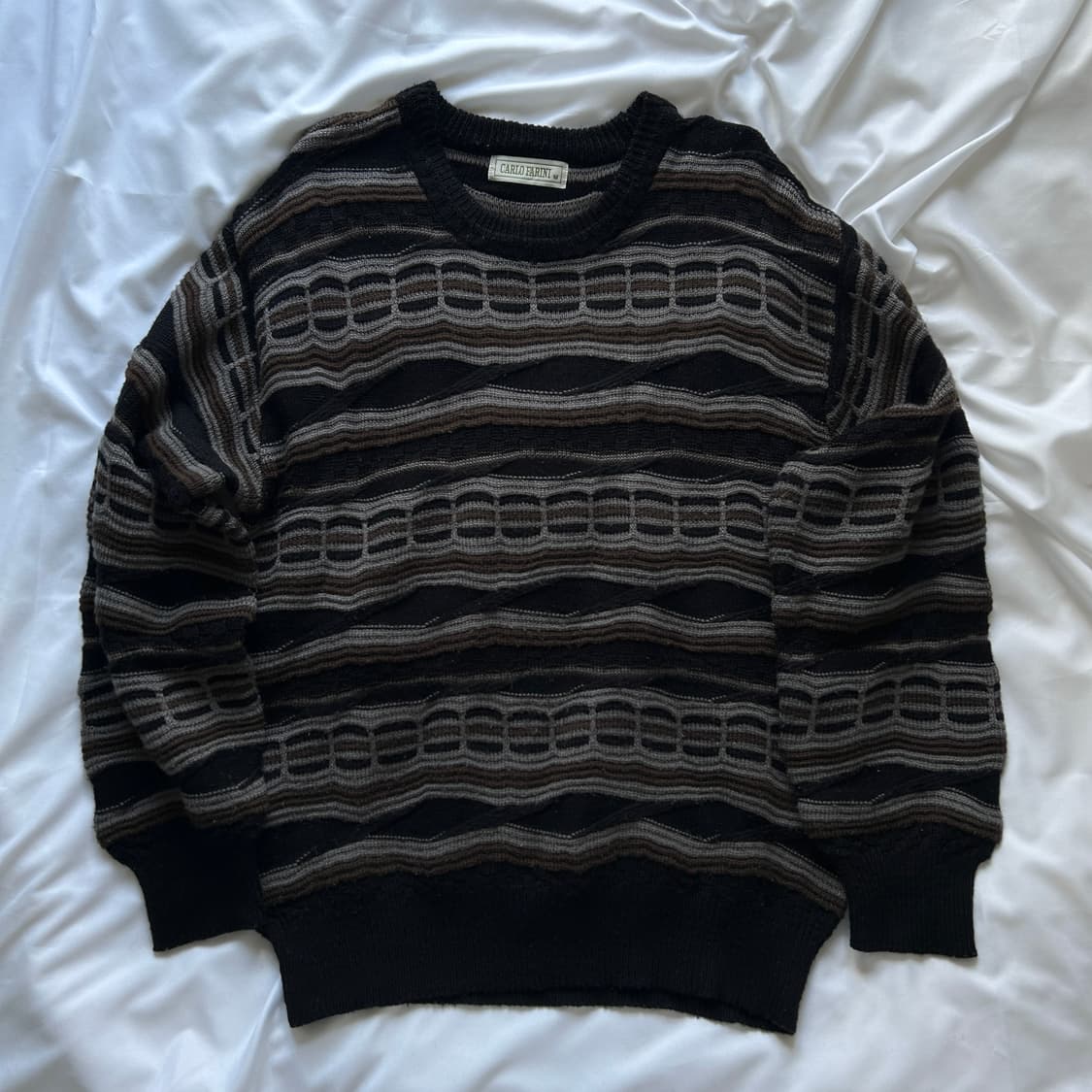 빈티지 패턴 라운드 니트 상품이미지5