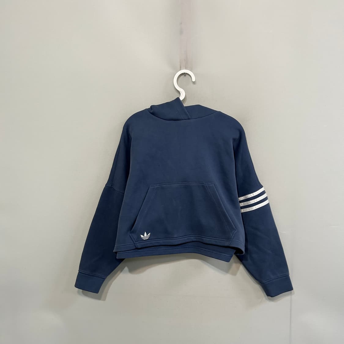 아디다스 여성 크롭 후드티 L  상품이미지1