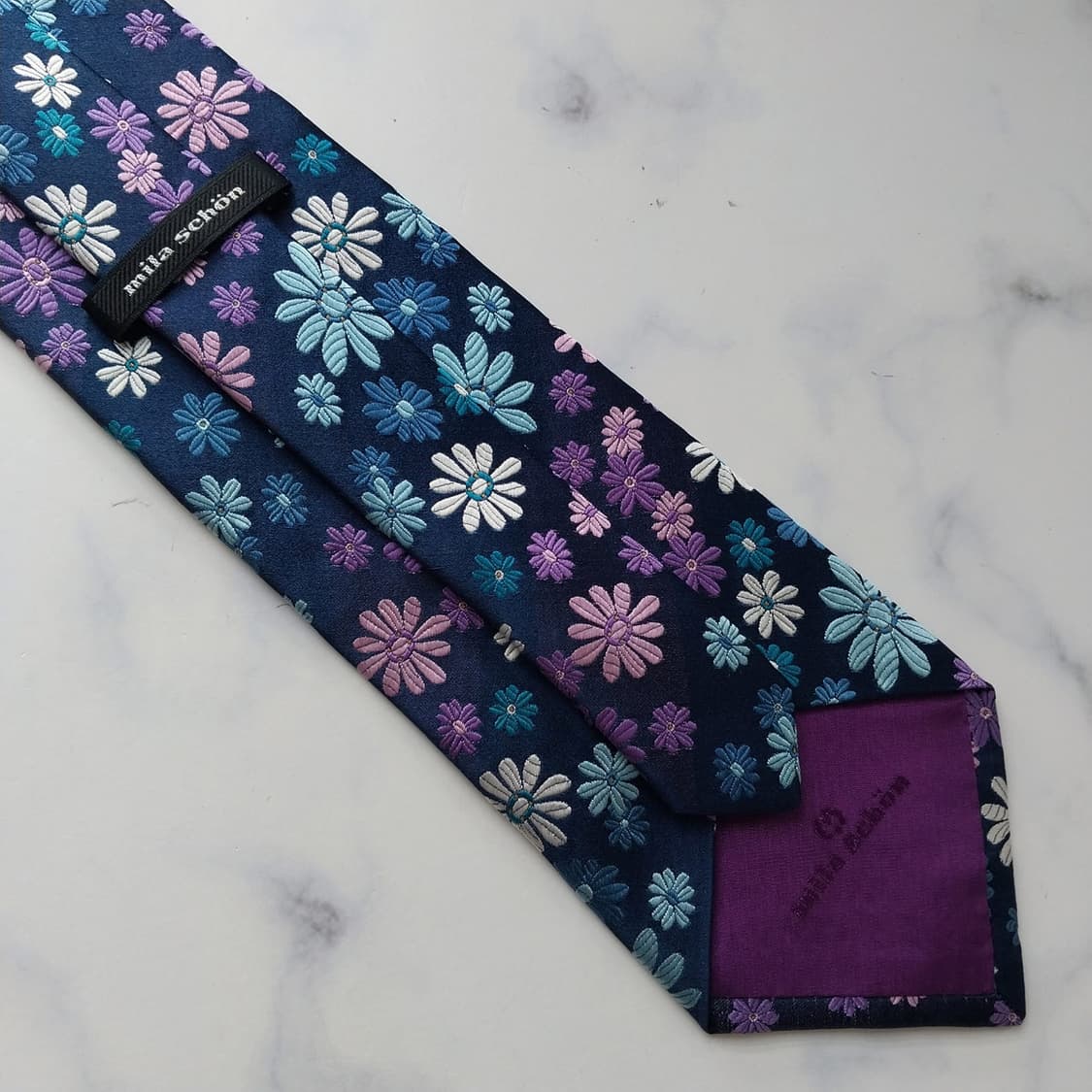 밀라숀 실크 네이비 플로럴 패턴 넥타이 9.7cm A+등급 K2114
 상품이미지8