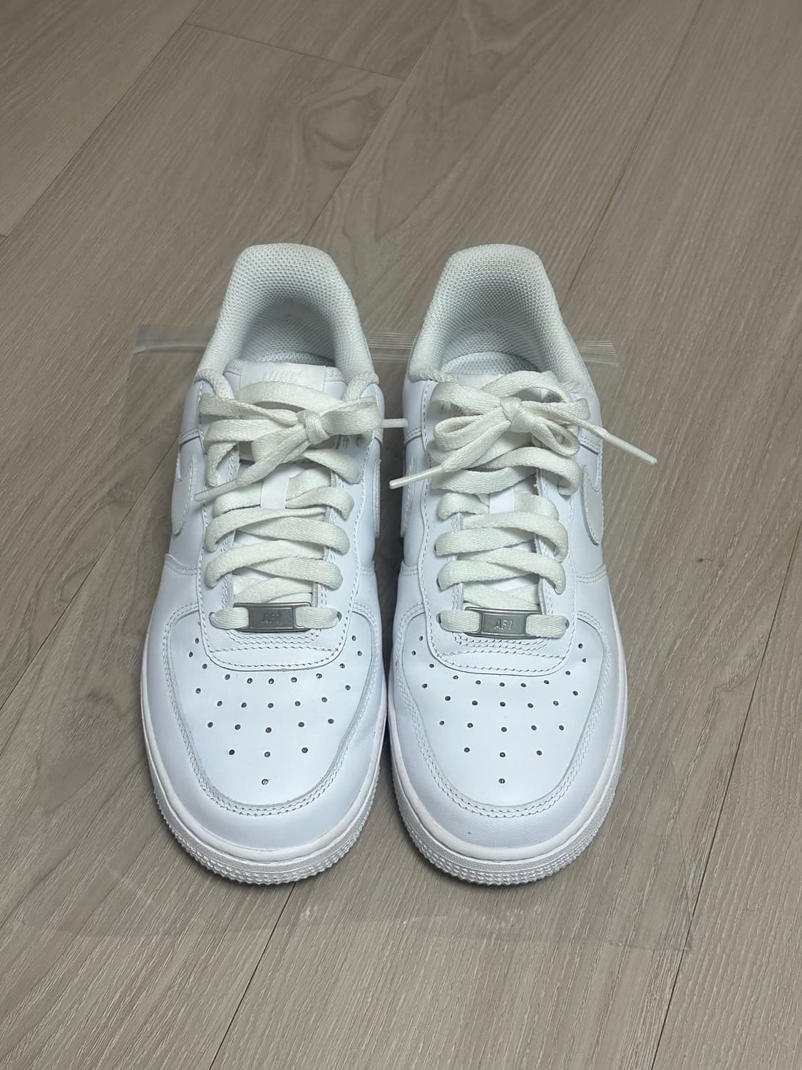 나이키 에어포스1 (240사이즈) 상품이미지1