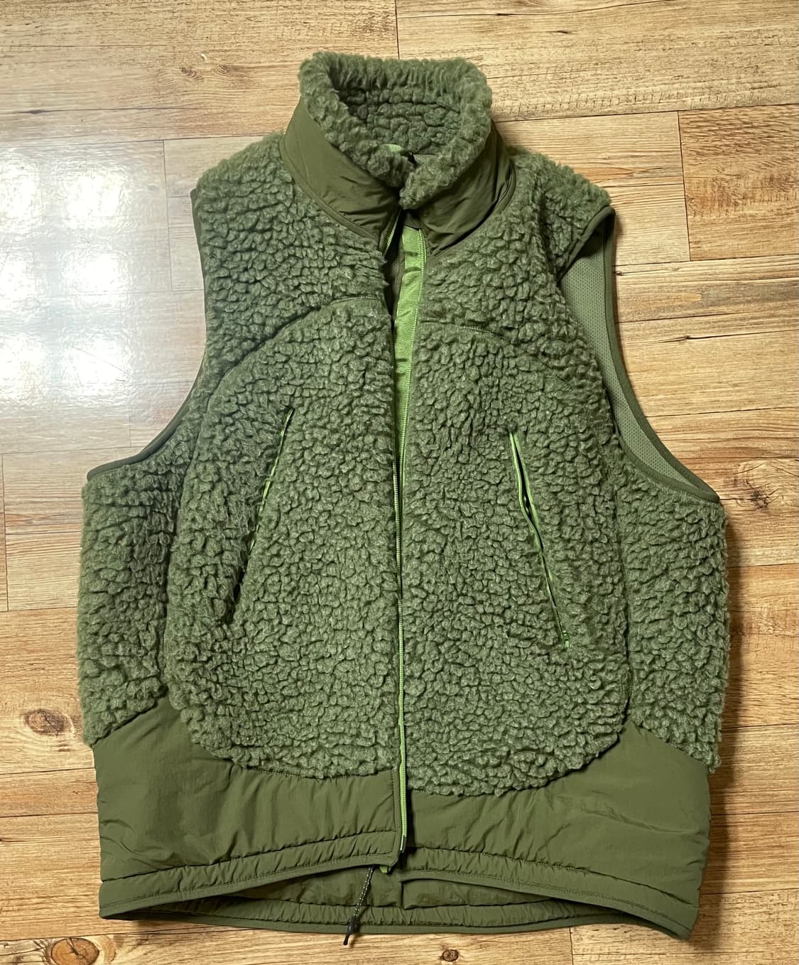 비헤비어 DEEPFILE VEST 상품이미지1