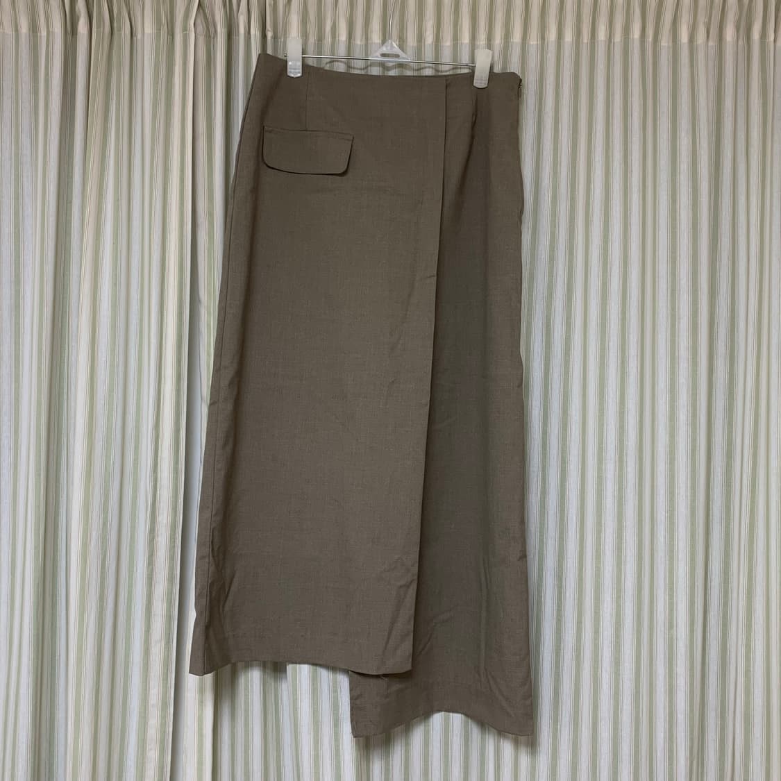 브라운 슬릿 롱스커트 상품이미지1