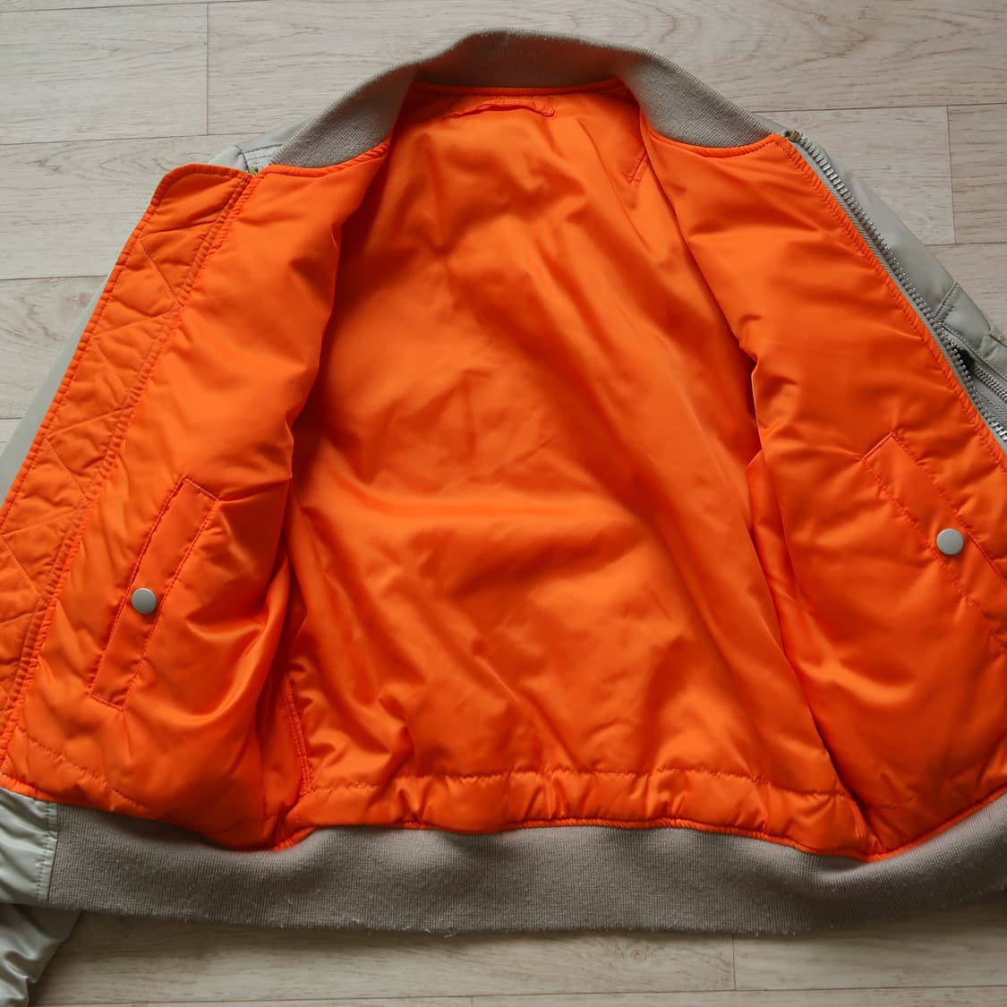 알파 인더스트리 MA-1 자켓 상품이미지9