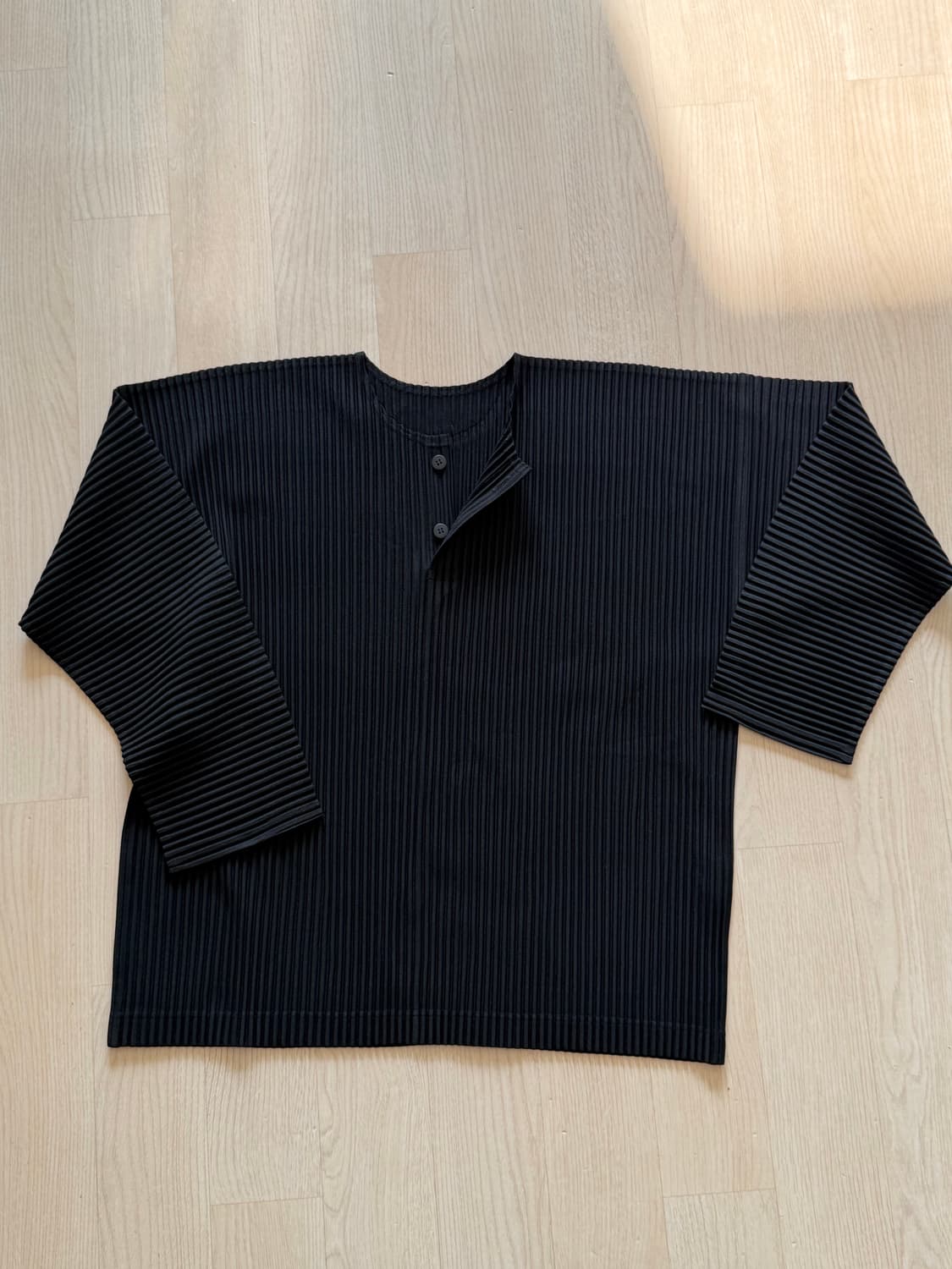 옴므플리세 긴팔 헨리넥 3사이즈 먼슬리 제품 상품이미지1