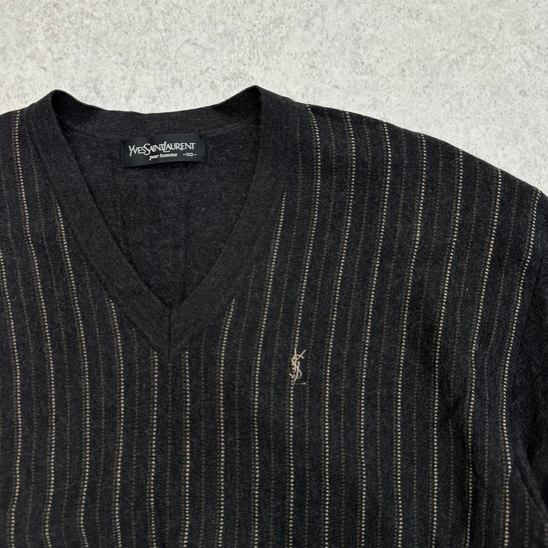 110 YSL 입생로랑 브이넥 니트 상품이미지7