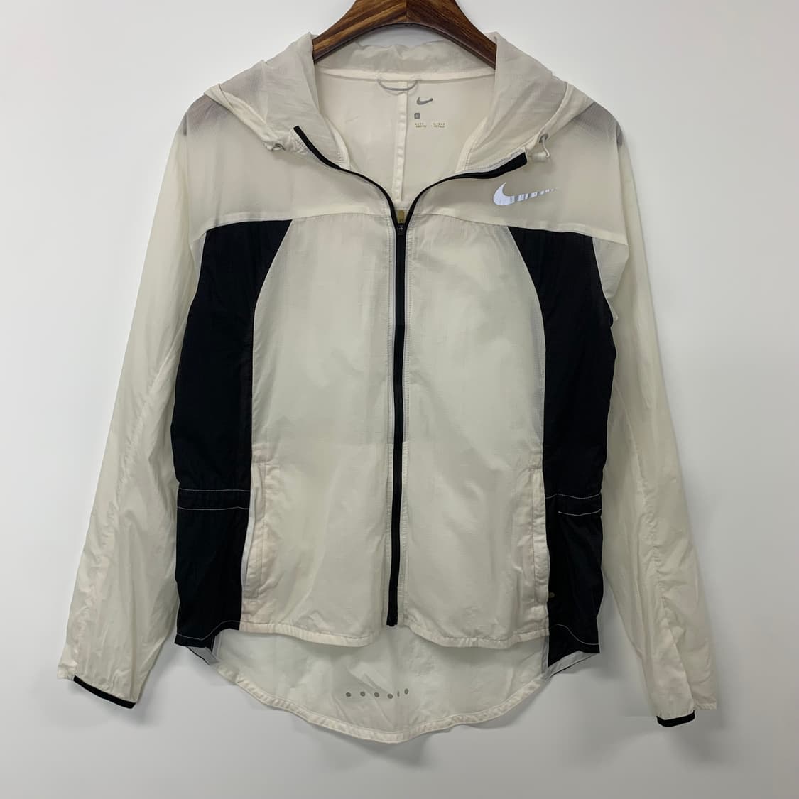 나이키 러닝 오래오배색 경량 바람막이 자켓 상품이미지2