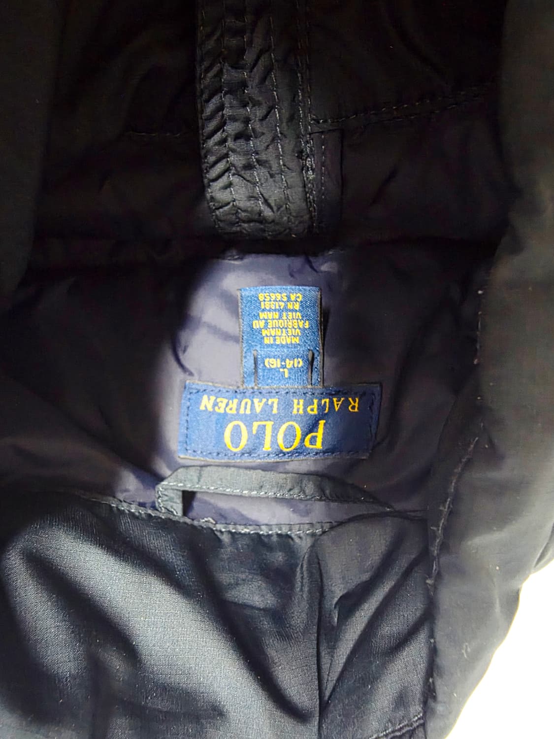 [폴로 랄프로렌] 근본 조합 네이비 바디 & 레드 포니 자수 경량 패딩 상품이미지3