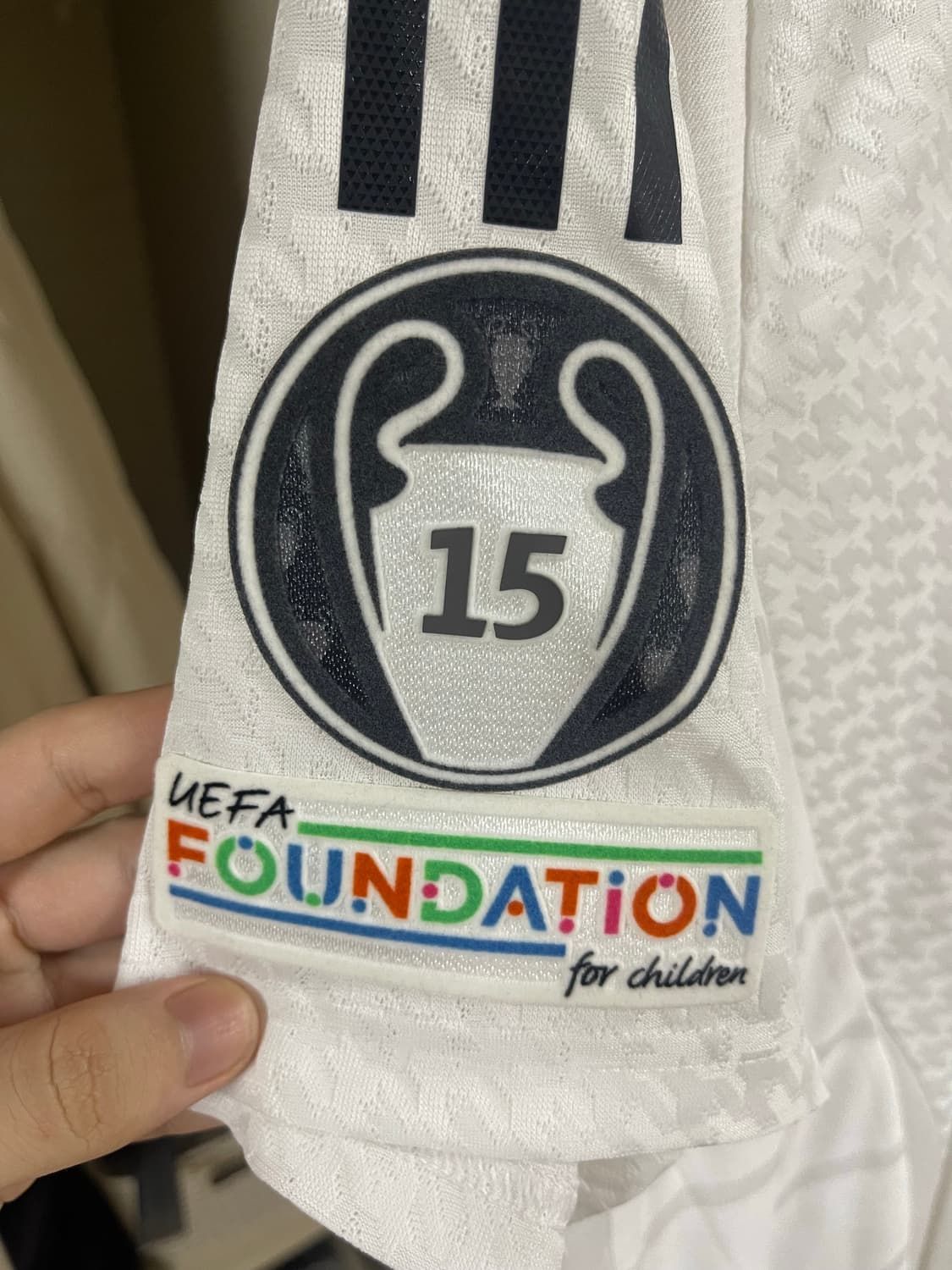 레알 마드리드 24/25 홈 어센틱 정품 유니폼 새것  상품이미지4