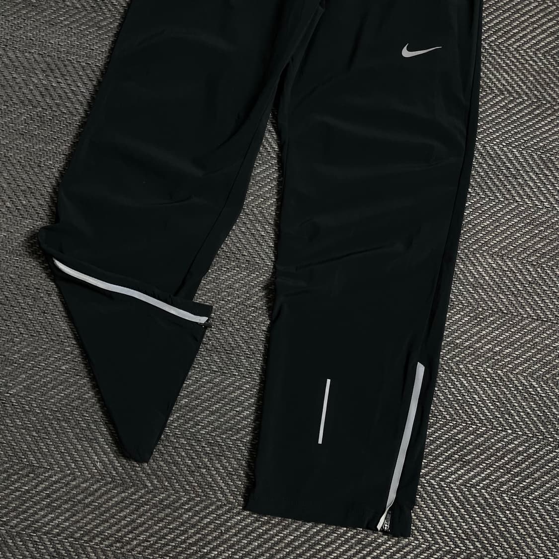나이키 스우시 드라이핏 러닝 우븐 팬츠 블랙y 4865 상품이미지3
