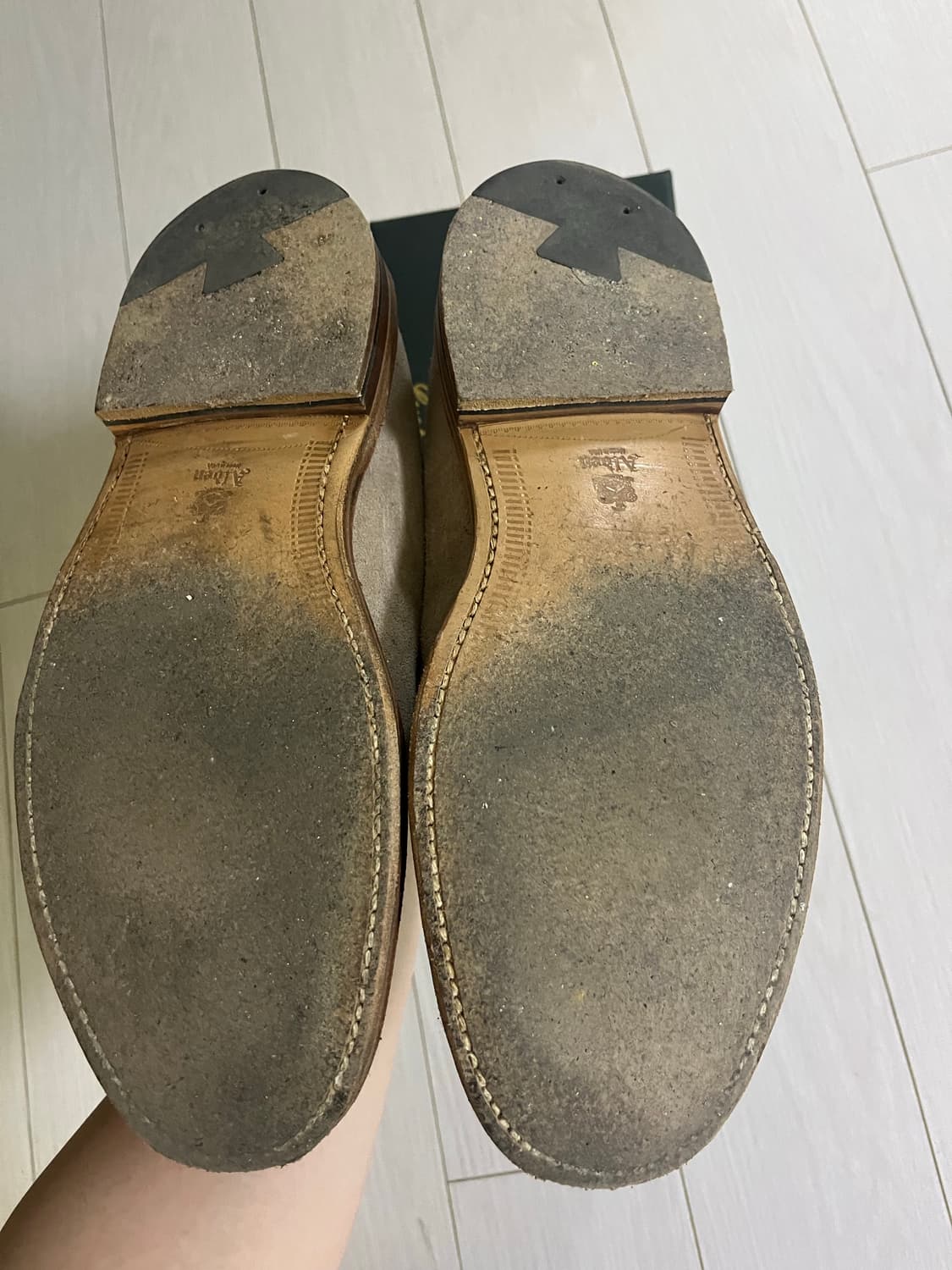 알든 A3409 밀크쉐이크 스웨이드 플레인토 더비 상품이미지5