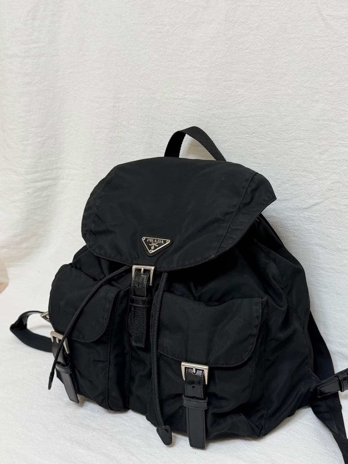정품 프라다 포코노 나일론 미디움 백팩 블랙 상품이미지5