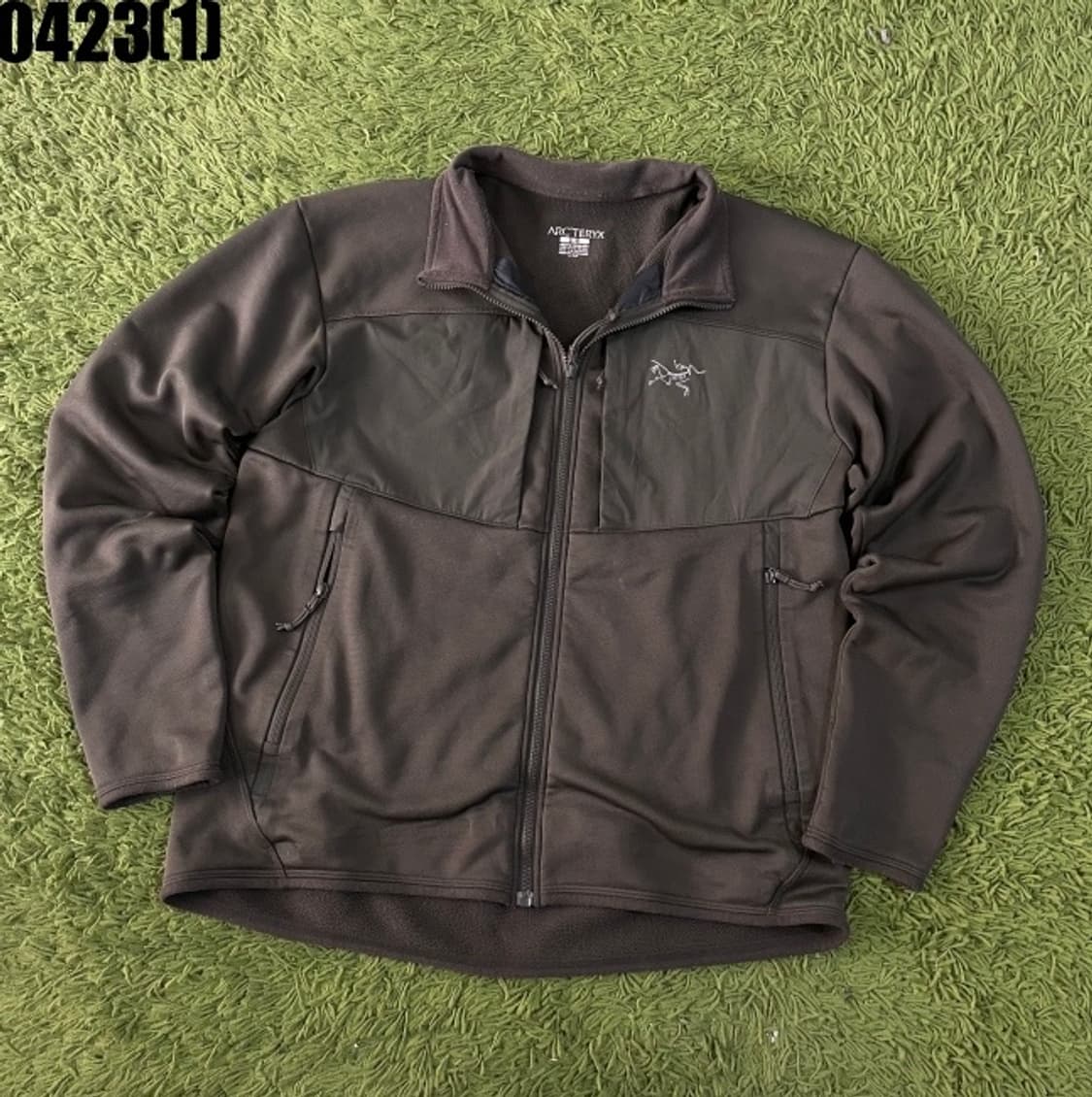 아크테릭스 집업 상품이미지1