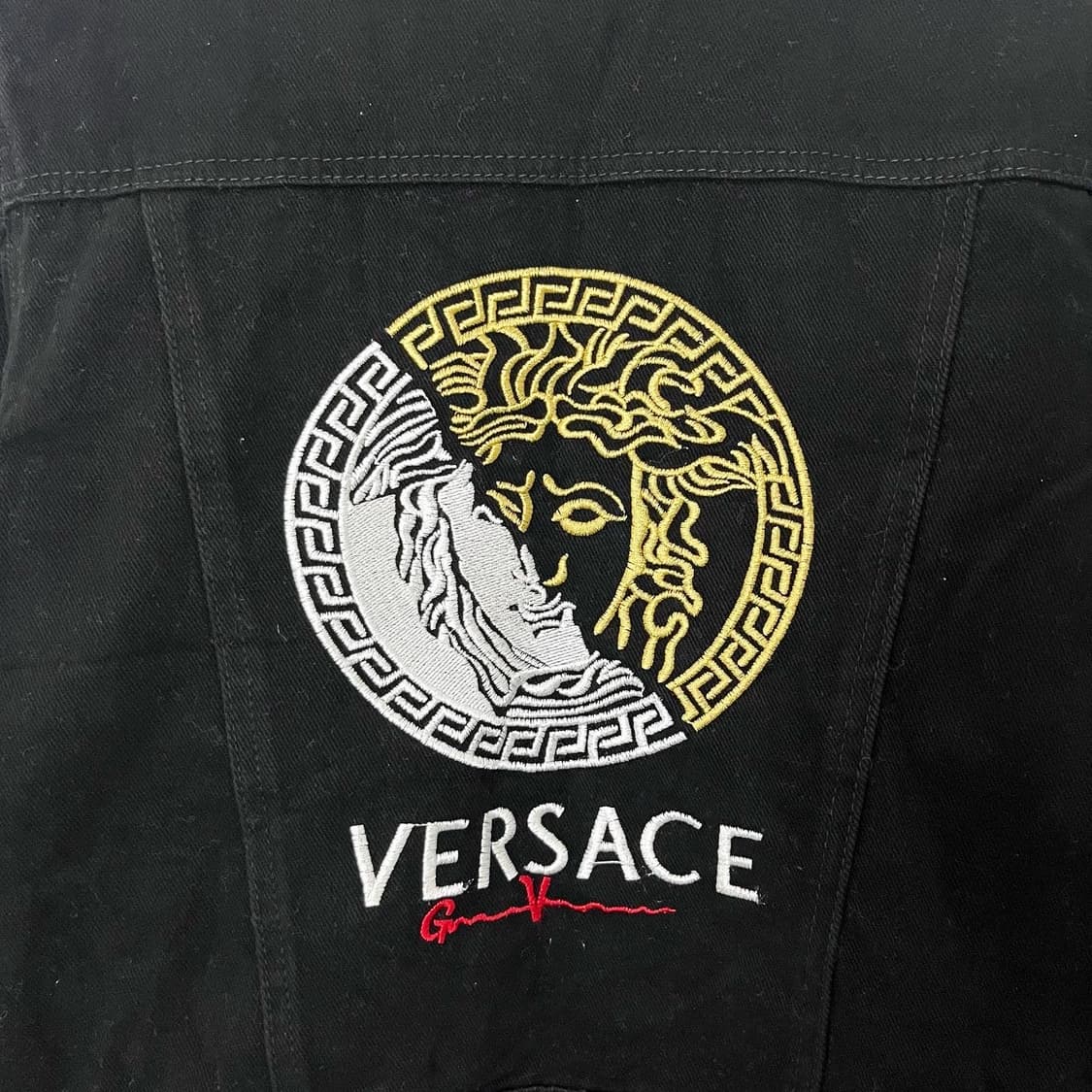 베르사체 블랙 백빅로고 트러커 자켓 상품이미지5