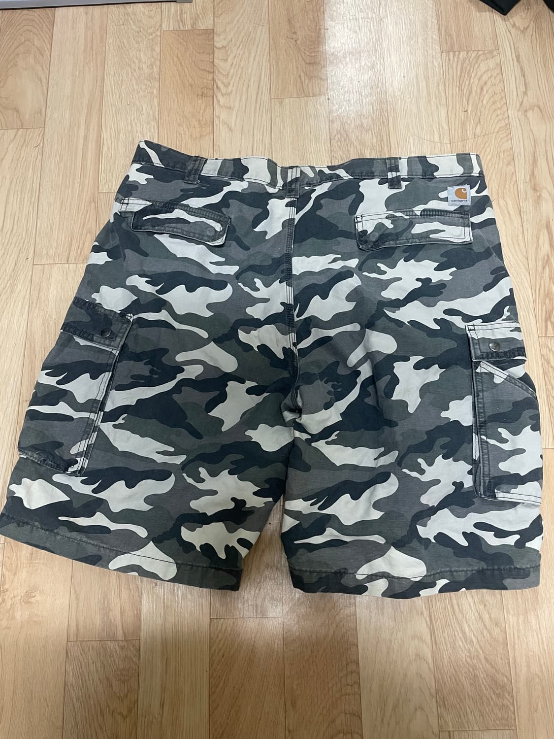 칼하트 카모 반바지 상품이미지3