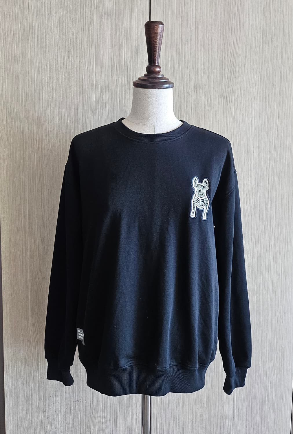 (거의새상품)라이프워크 맨투맨 블랙 55~66 상품이미지1