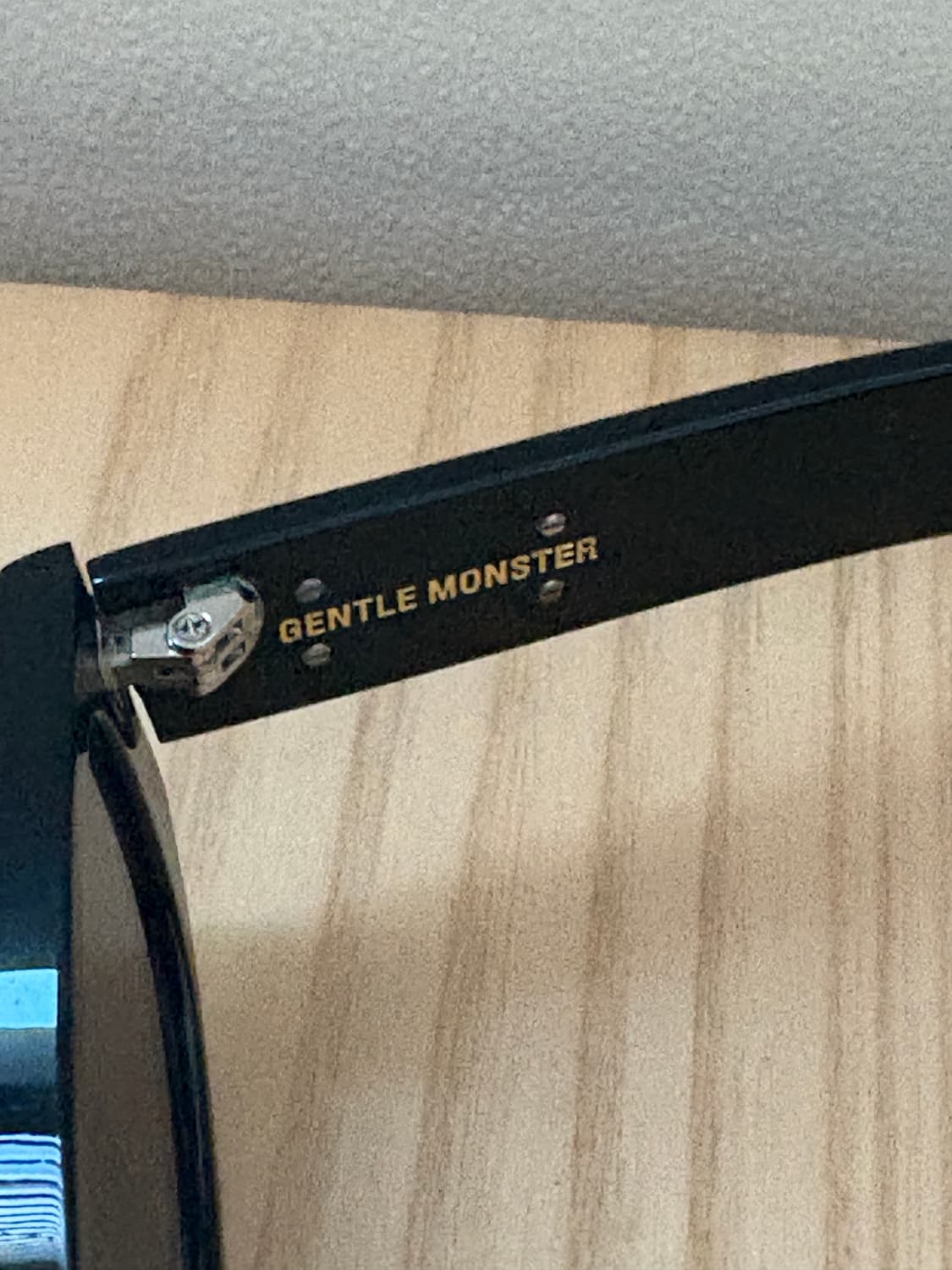 젠틀몬스터  상품이미지4