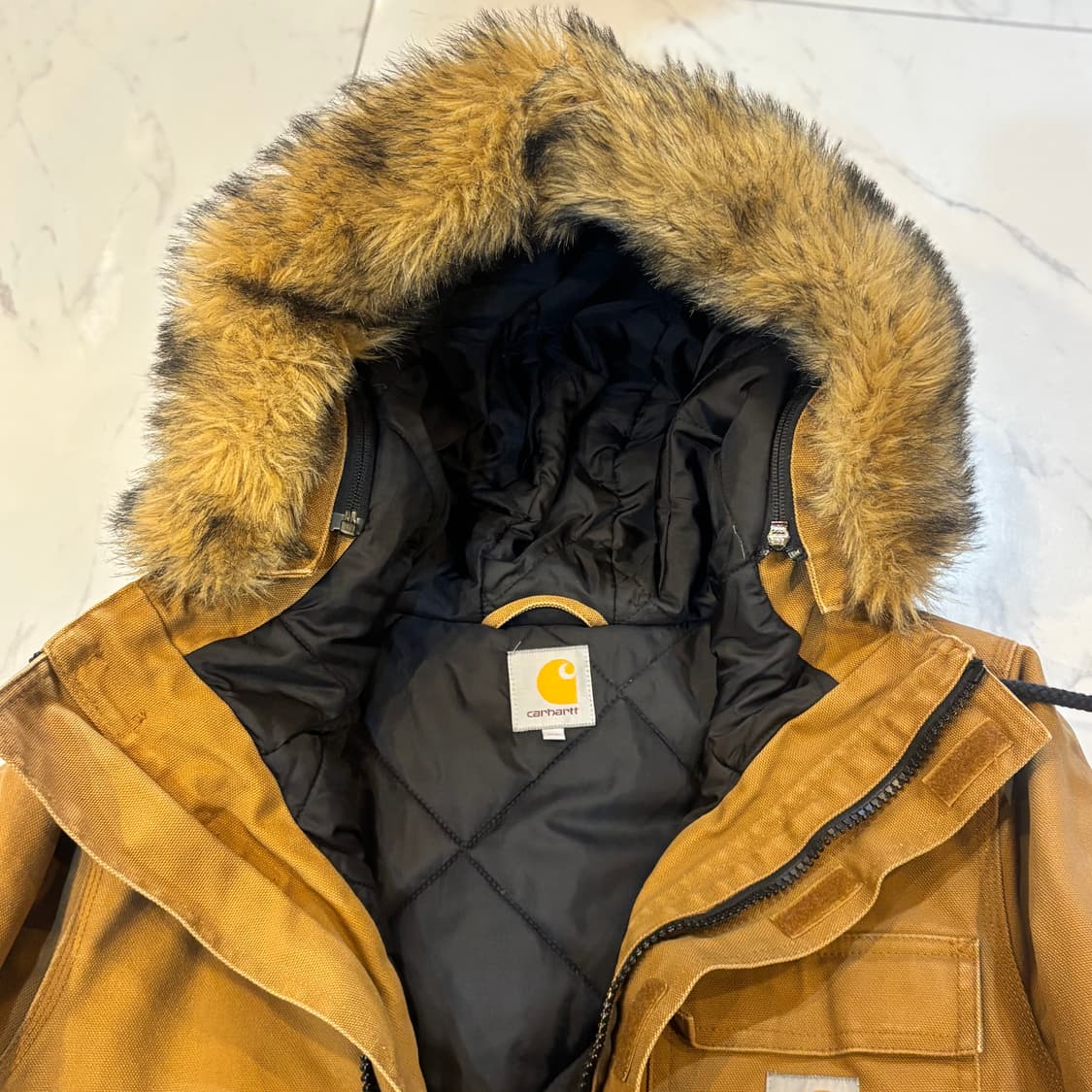 칼하트 시베리안 파카 상품이미지3