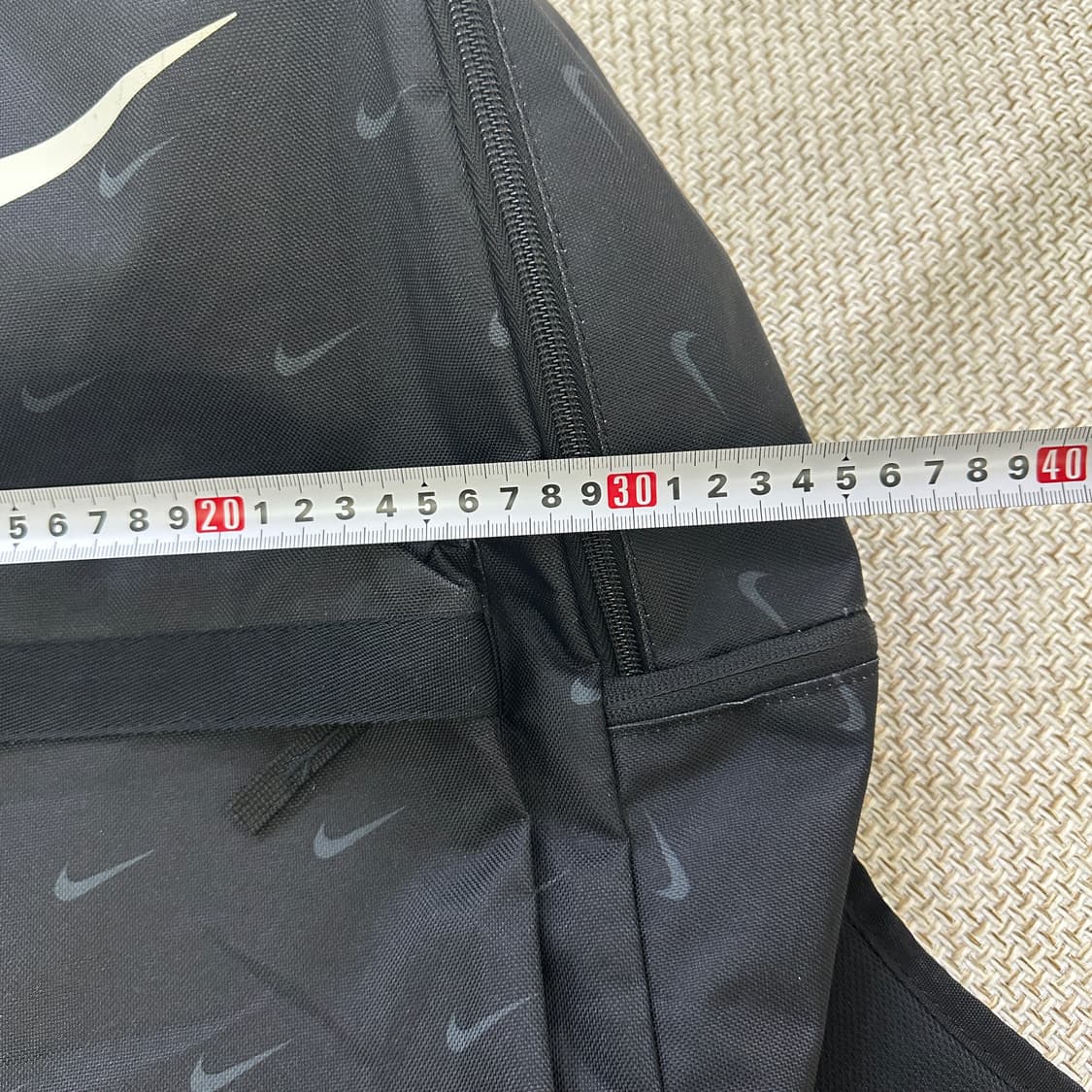 실측확인 나이키 헤리티지 스우시 백팩 0406D 상품이미지3