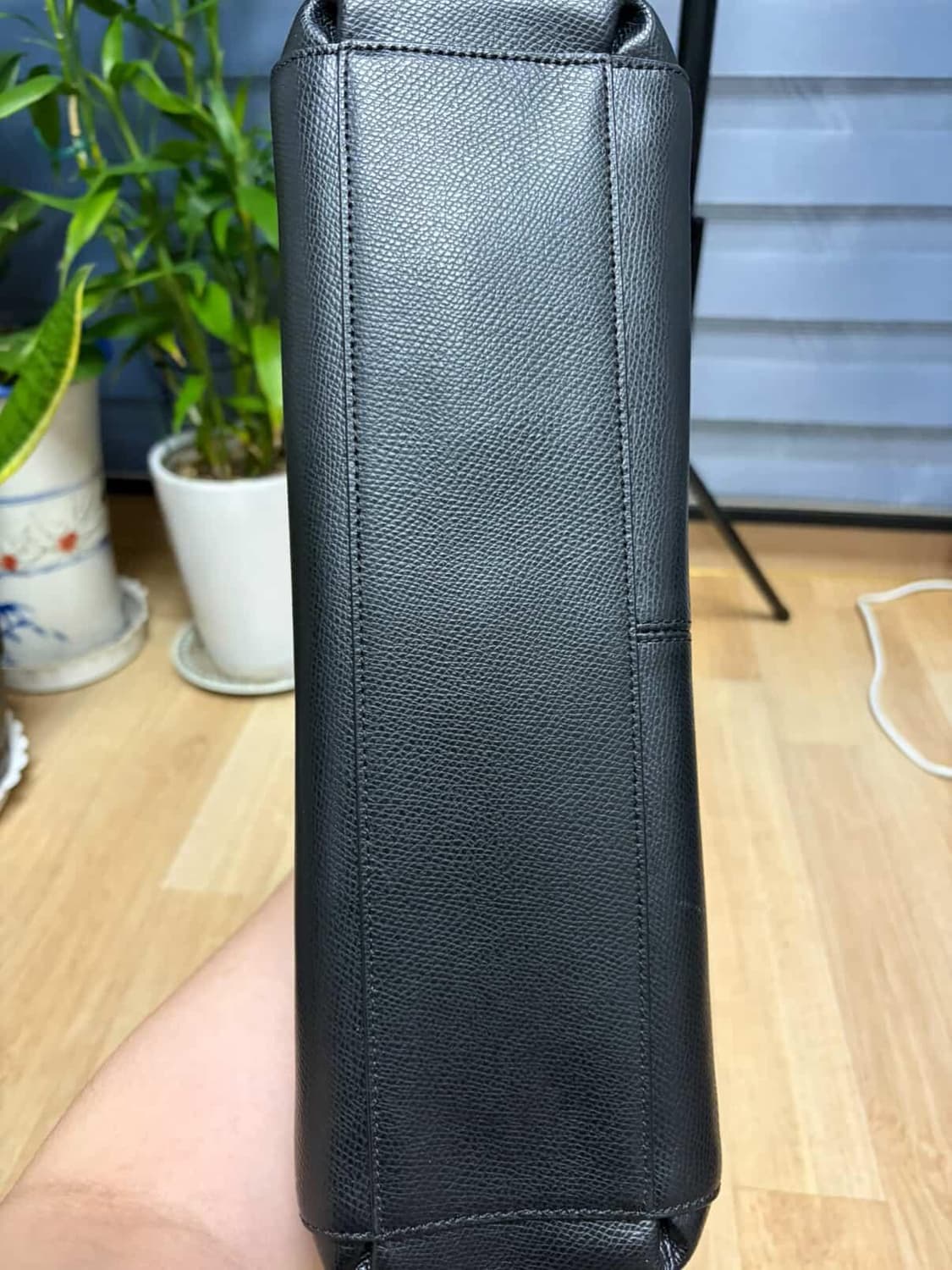 새상품 정품 코치 블랙 레더 숄더백 토트백 상품이미지9