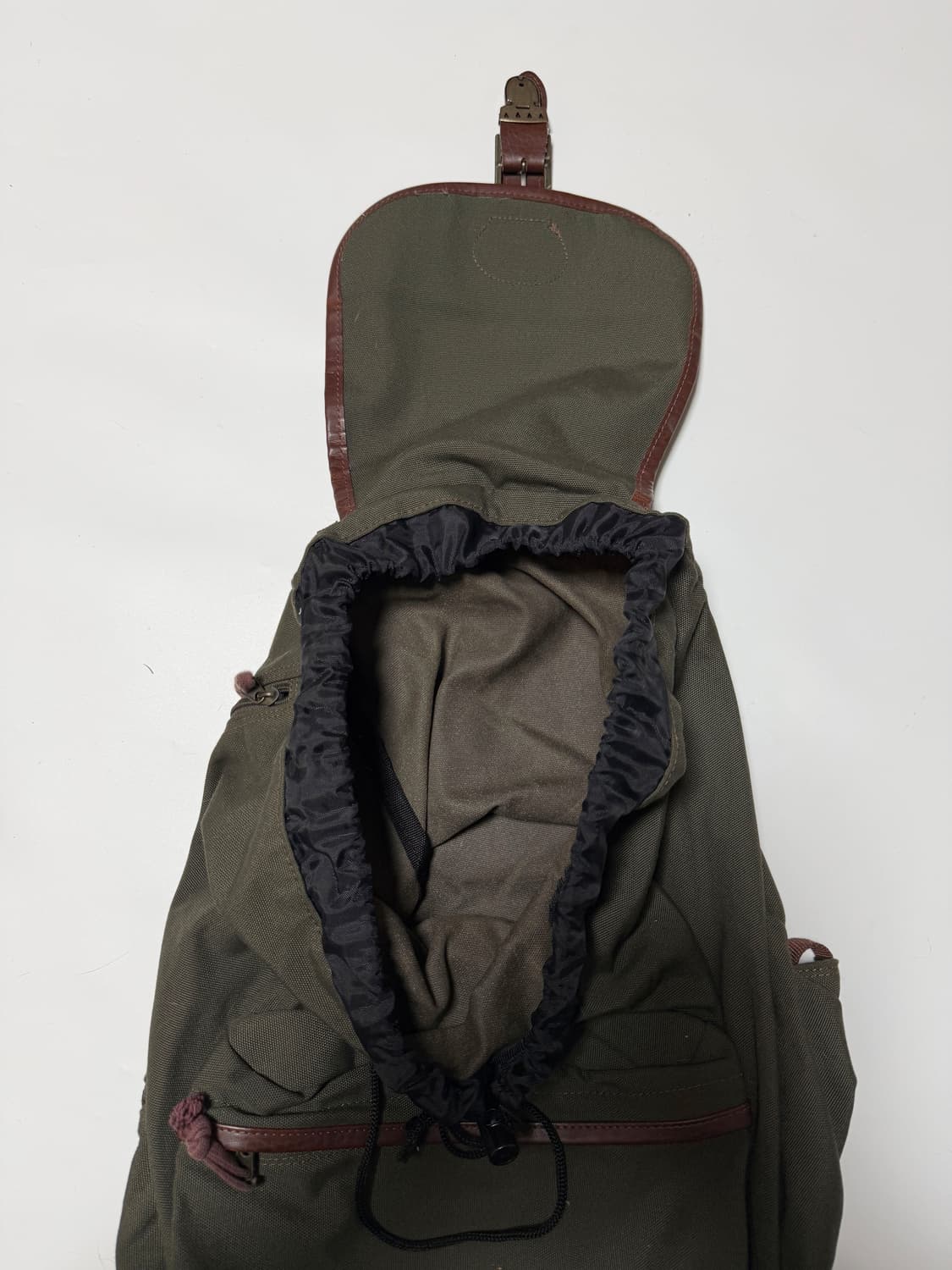 꾸레쥬 백팩 상품이미지7