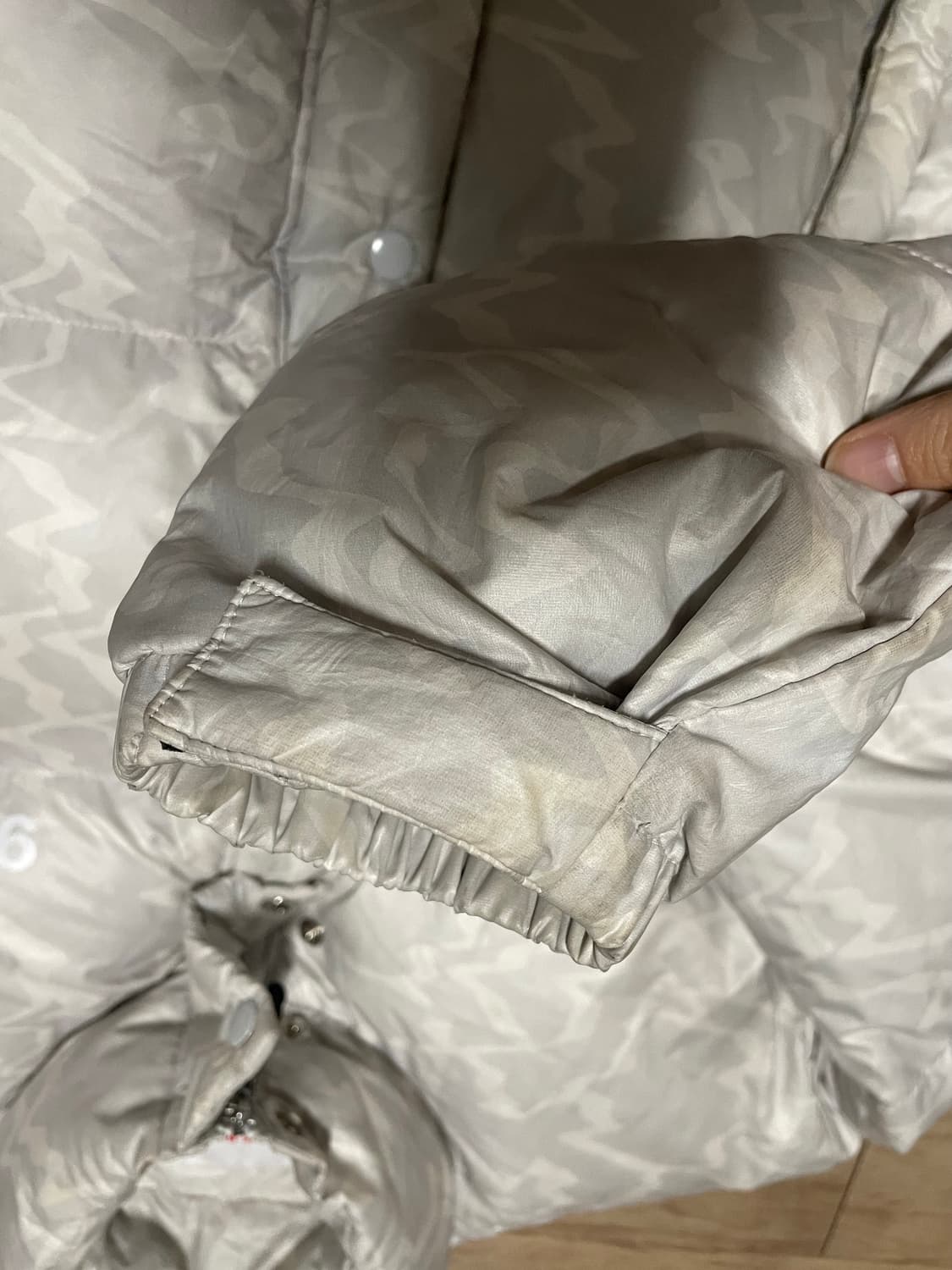 아카이브 볼드 NOISE PUFFER DOWN JACKET (GRAY) 상품이미지6