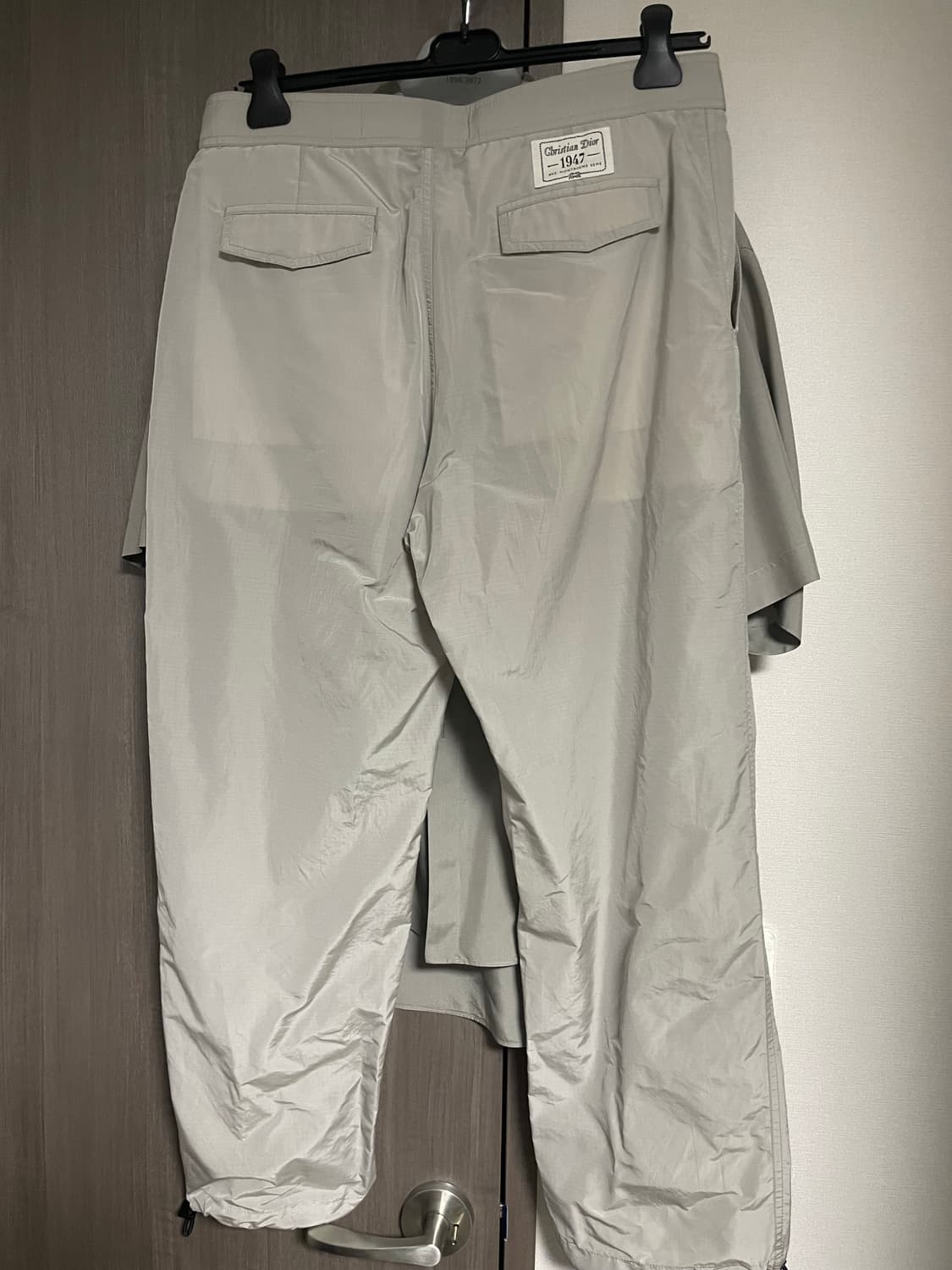 디올 남성 한정 그레이 실크셔츠셔츠 & 바지 셋업 상품이미지6