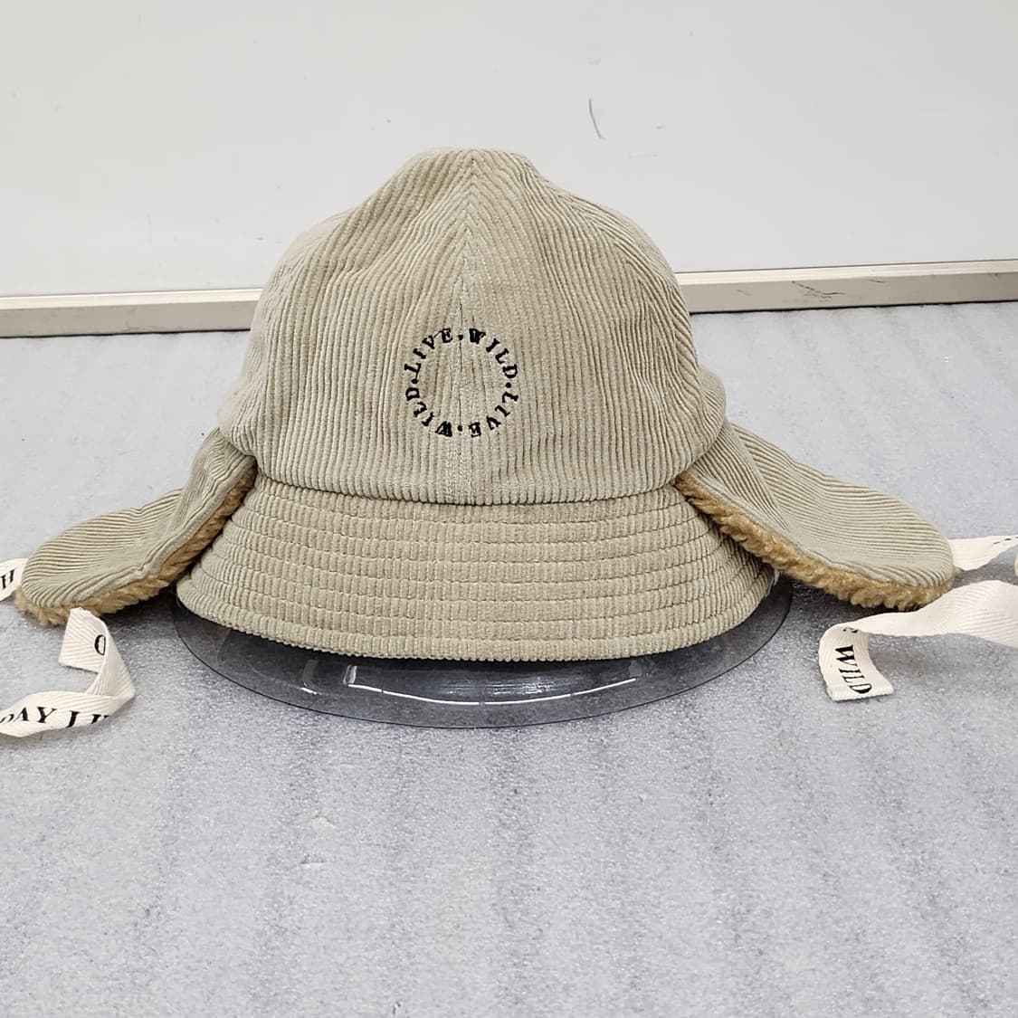 홀리데이 아우터웨어의 귀여운 코듀로이 귀달이 상품이미지5