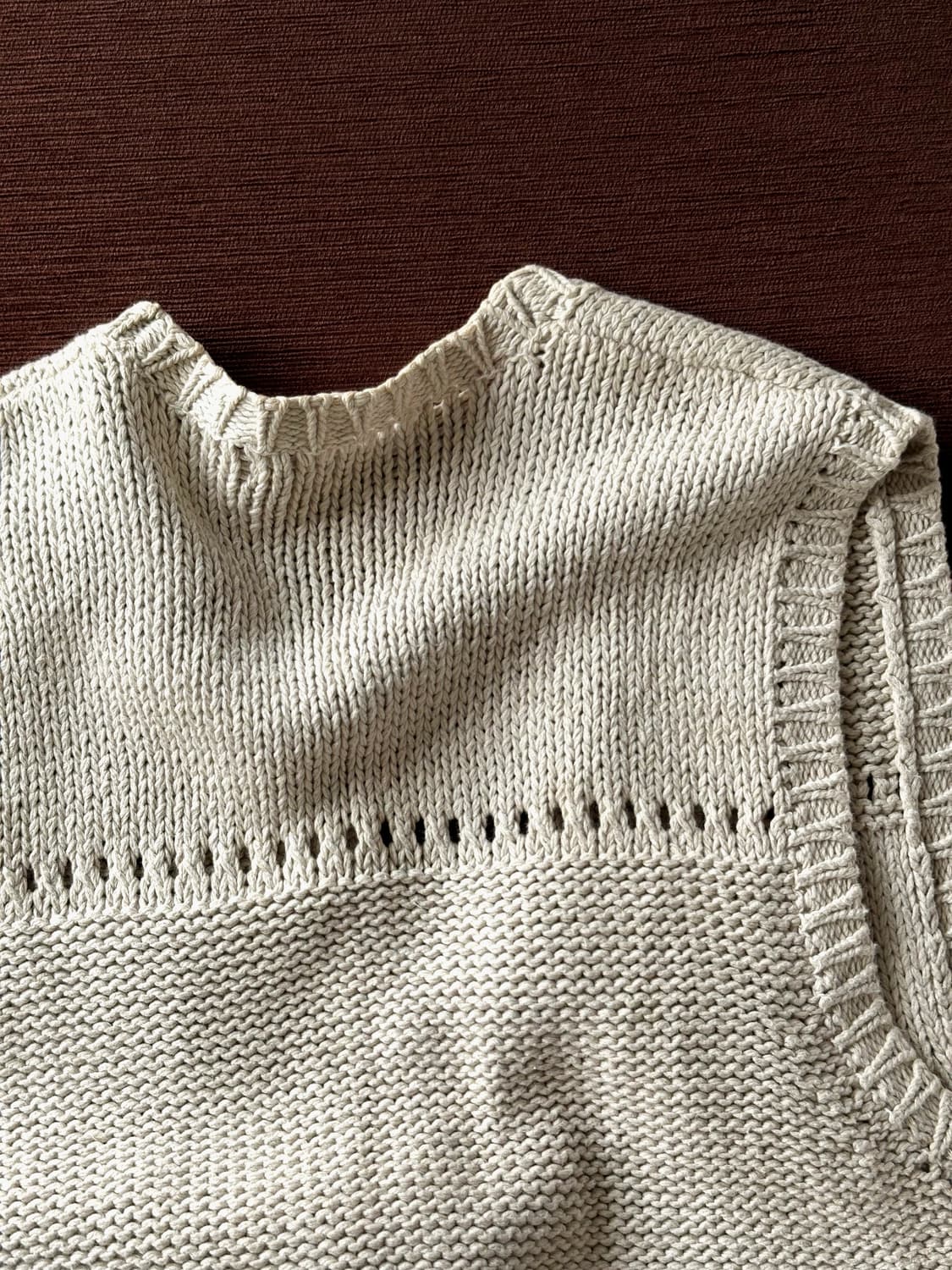 Middle gauge cotton knitted design vest 상품이미지5