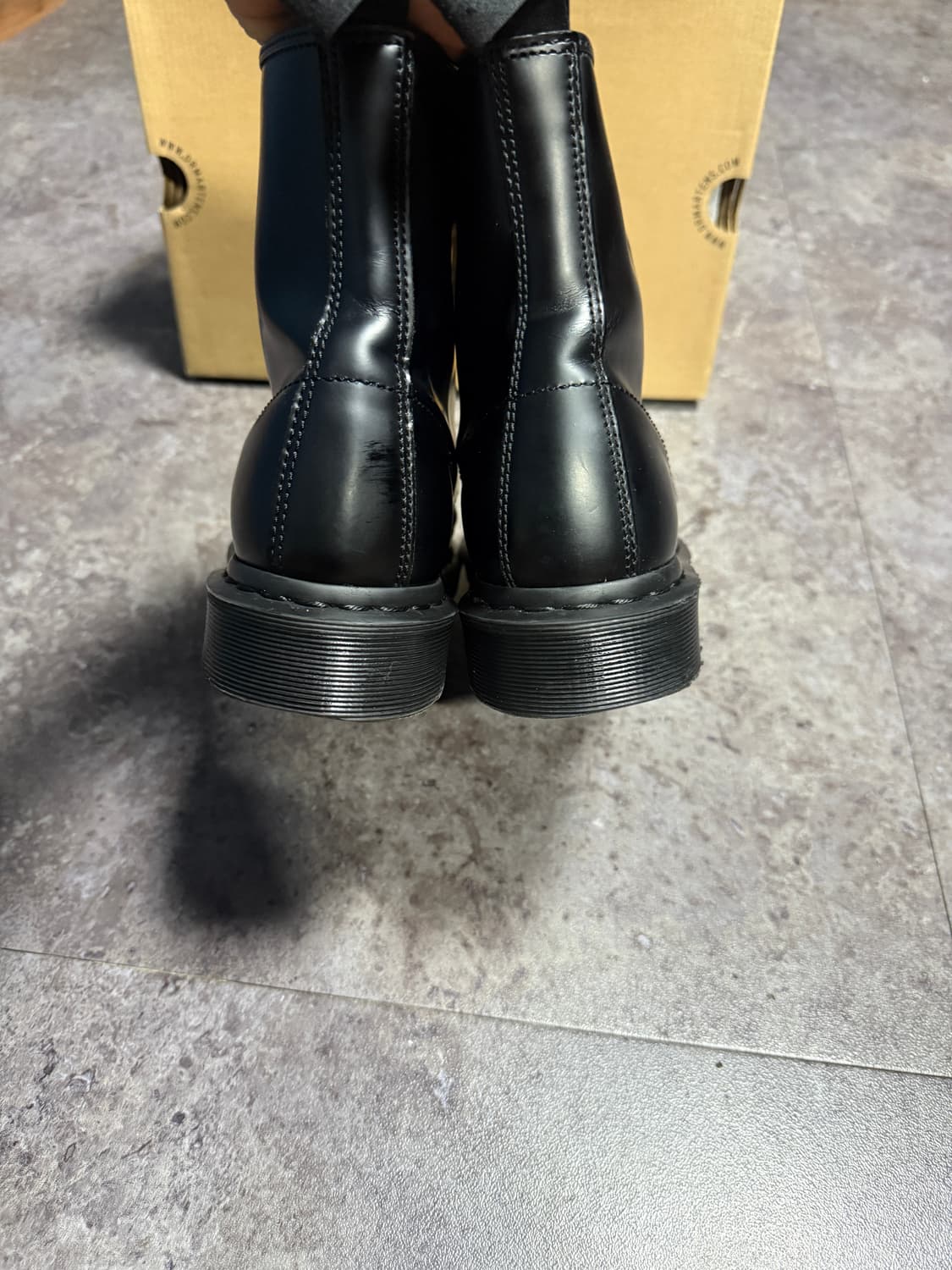 닥터마틴 1460 모노 260 상품이미지3