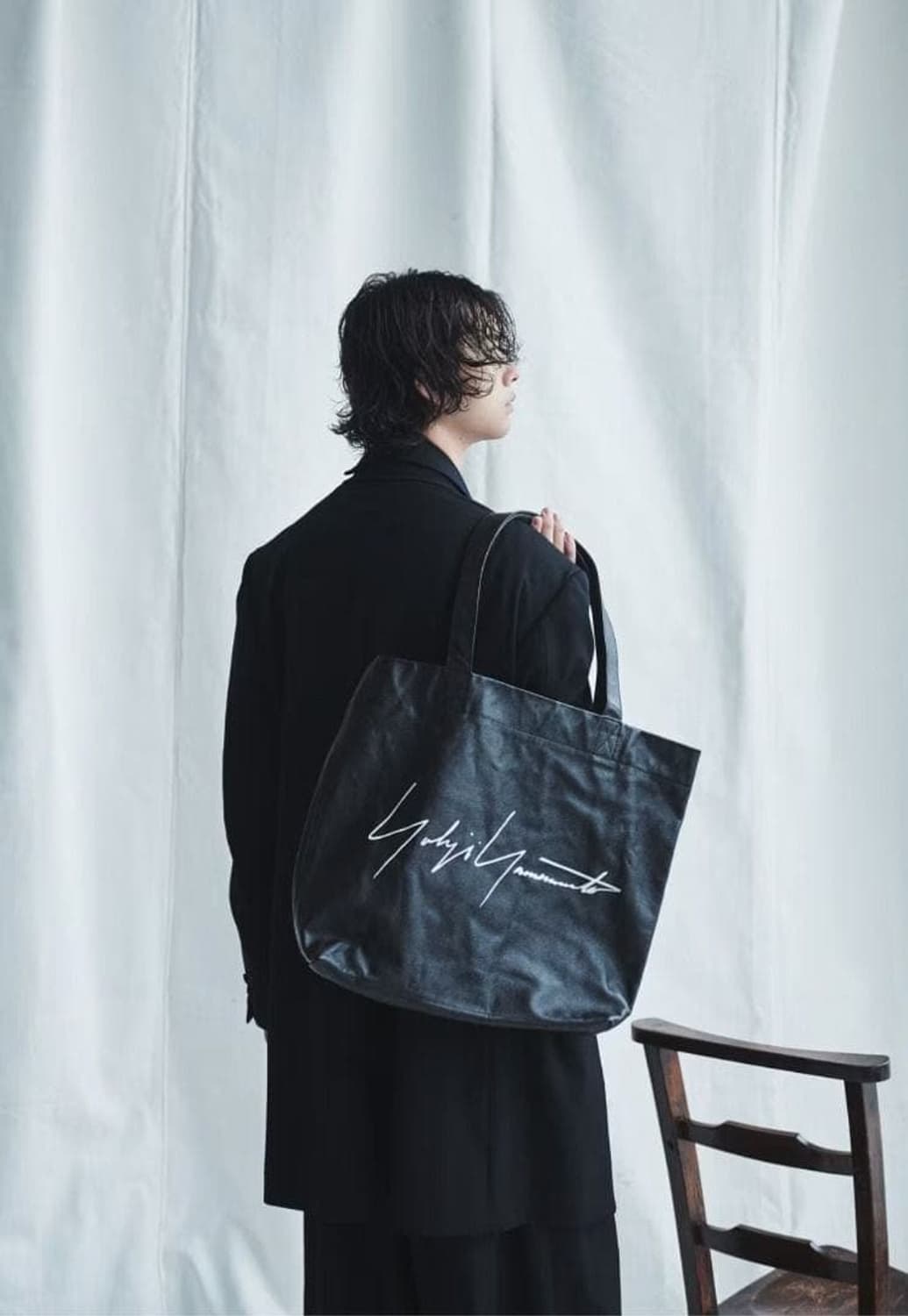 요지 야마모토 레터링 소가죽 토트백 상품이미지2