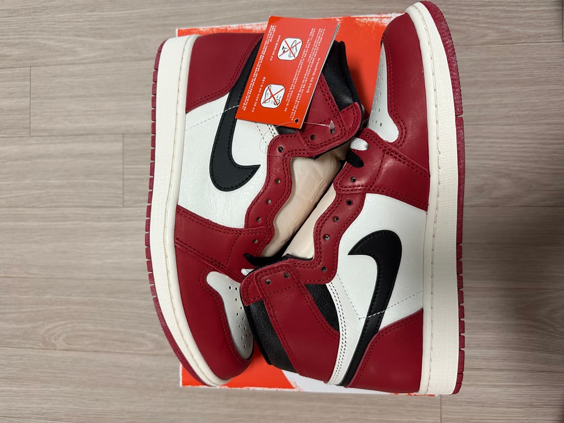 [275] 조던 1 레트로 하이 OG 시카고 2022 상품이미지2