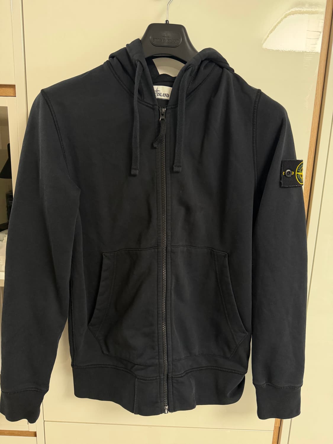 백화점판 스톤아일랜드 블랙 후드집업 M 상품이미지1