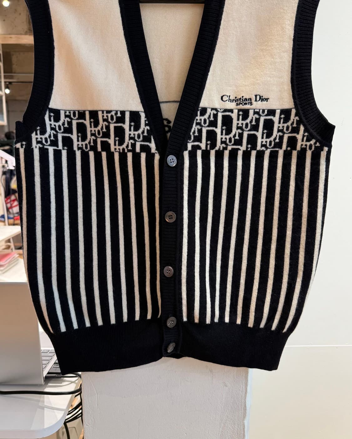크리스찬 디올 몬슈어 스포츠 베이지 오블리크 니트 베스트  상품이미지6