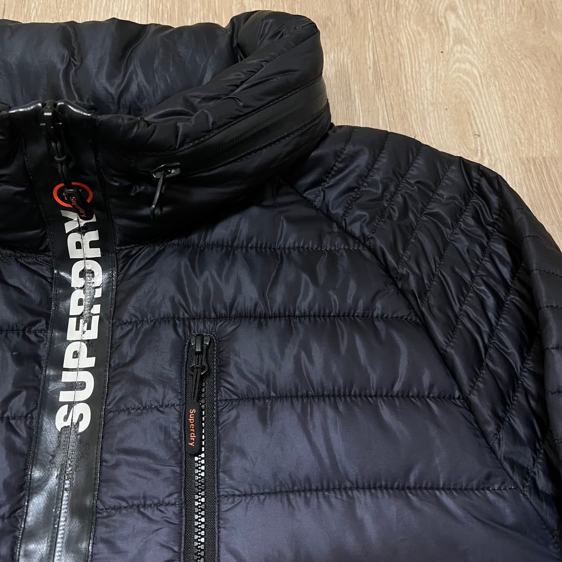 슈퍼드라이 재팬 Superdry 그라데이션 경량패딩 자켓 L(100) 상품이미지2