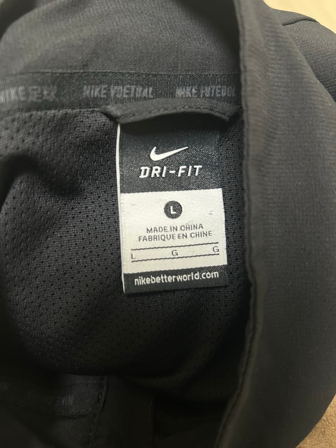 나이키 드라이핏 바람막이 L 상품이미지2